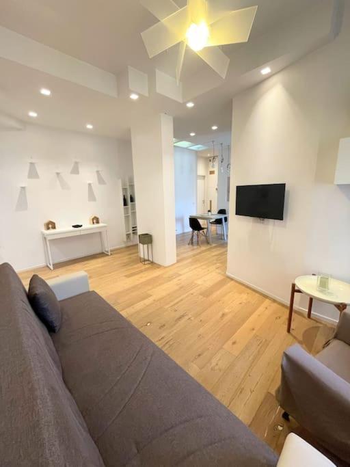 Apartment Millestorie House Rome