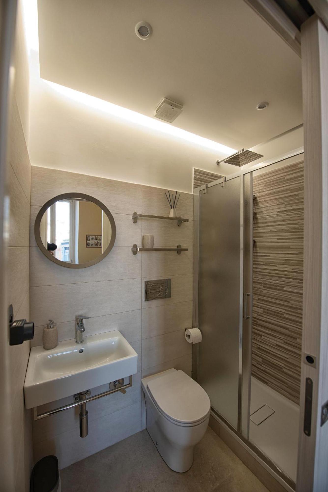 Unexpected - Spacious Modern *