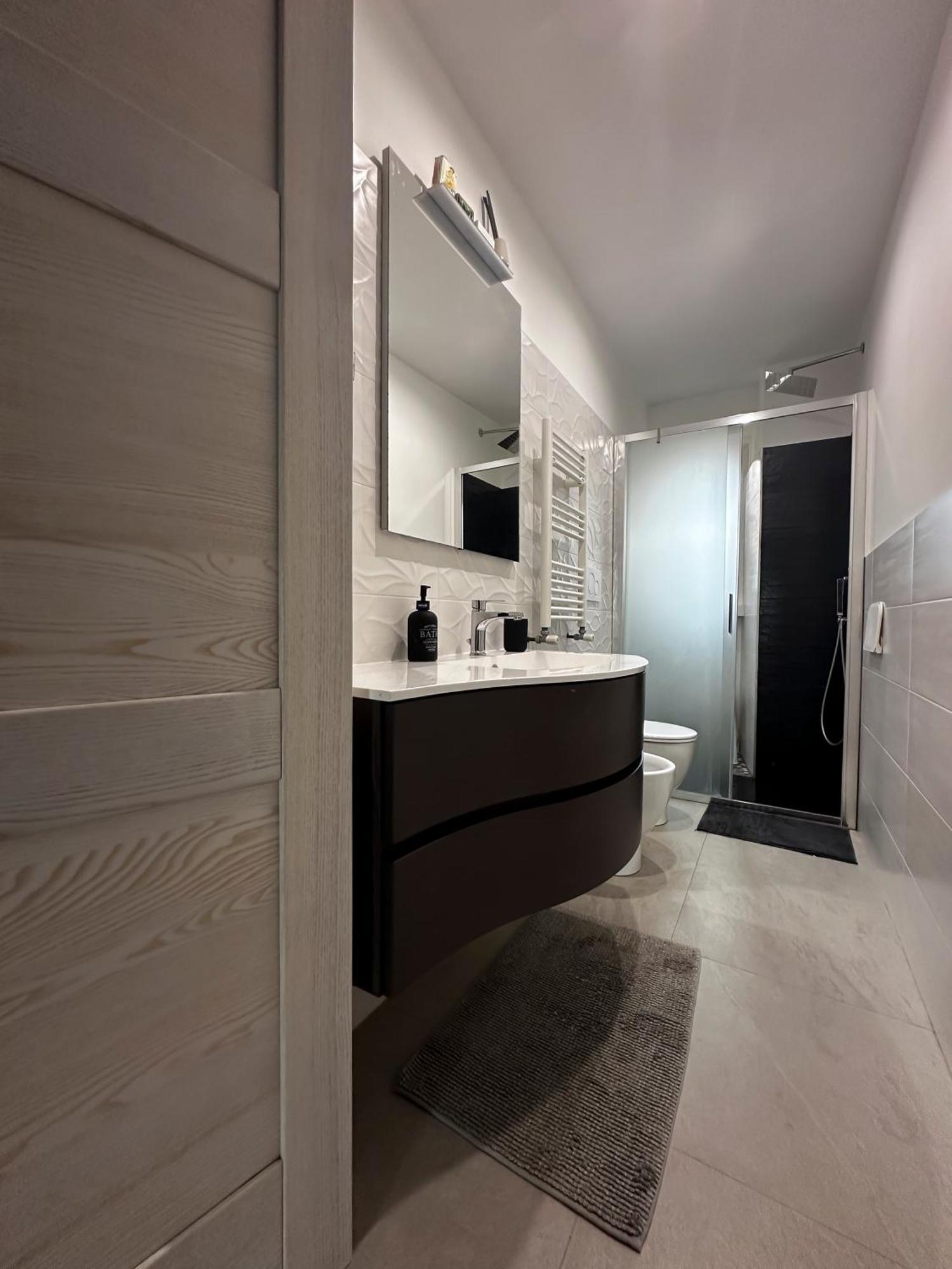 Unexpected - Spacious Modern *