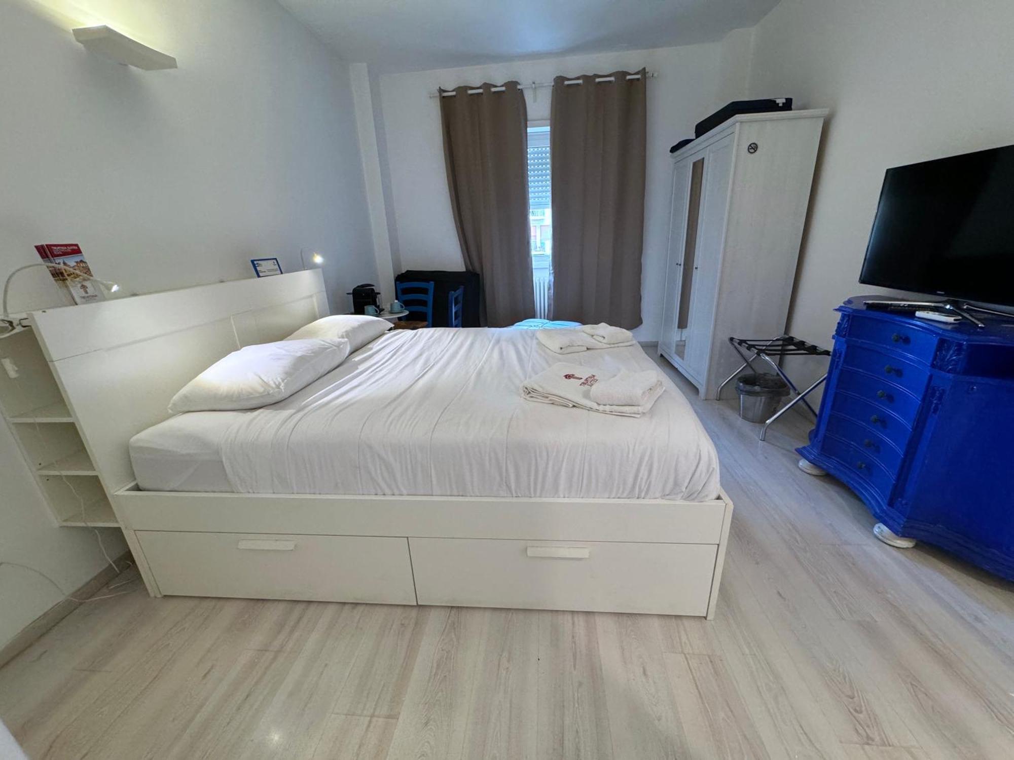 Tiburtina Suites, Guest house
