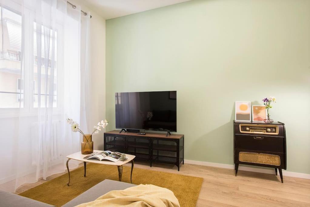 Apartment Monte Sacro For 6 Guests Metro B Rome