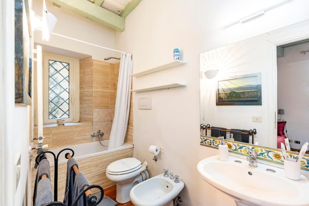 Delizioso A Trastevere Apartment Rome