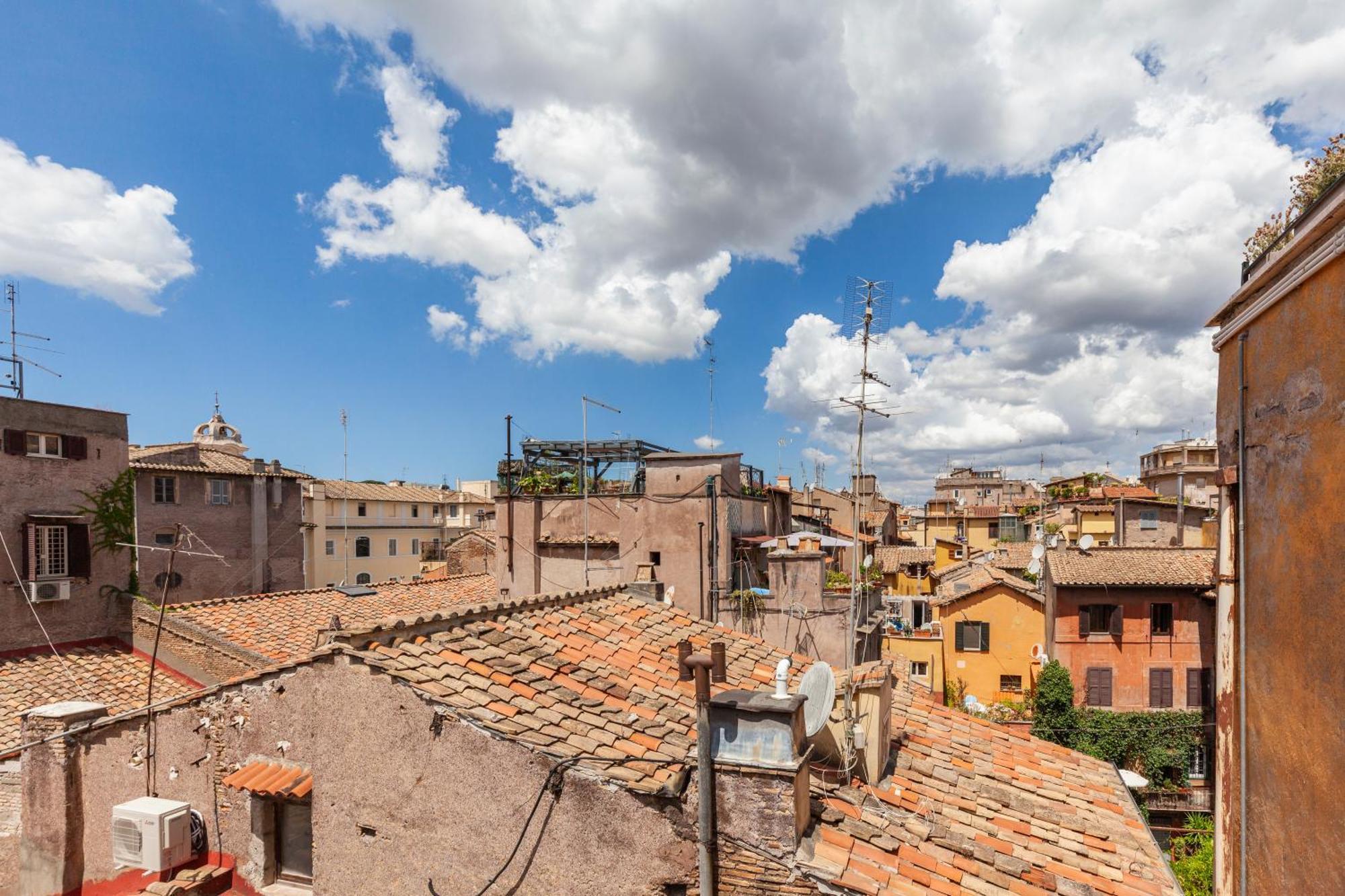 Campo Dei Fiori Sun With Balcony *
