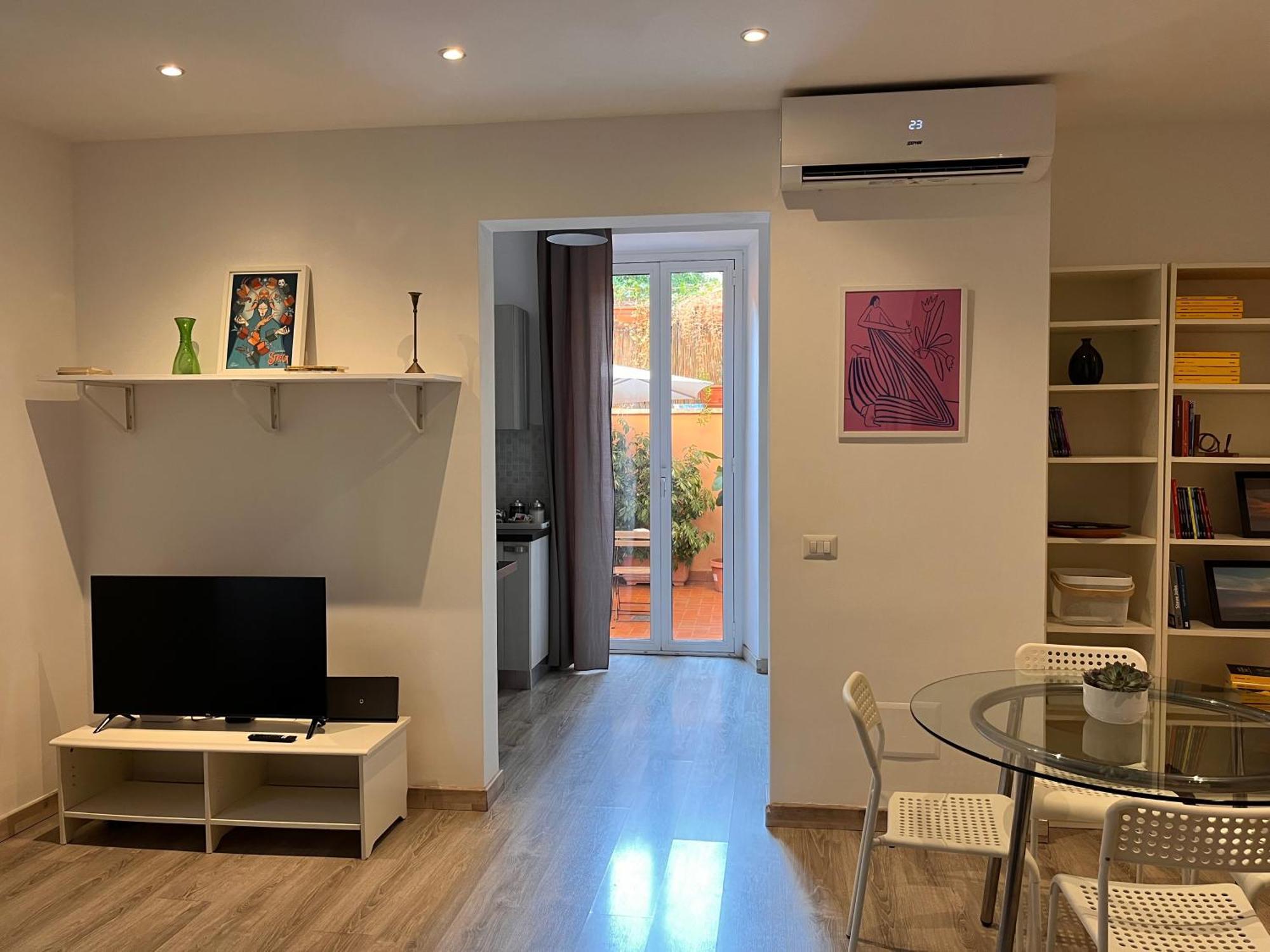 Apartment Cortile San Tommaso Rome