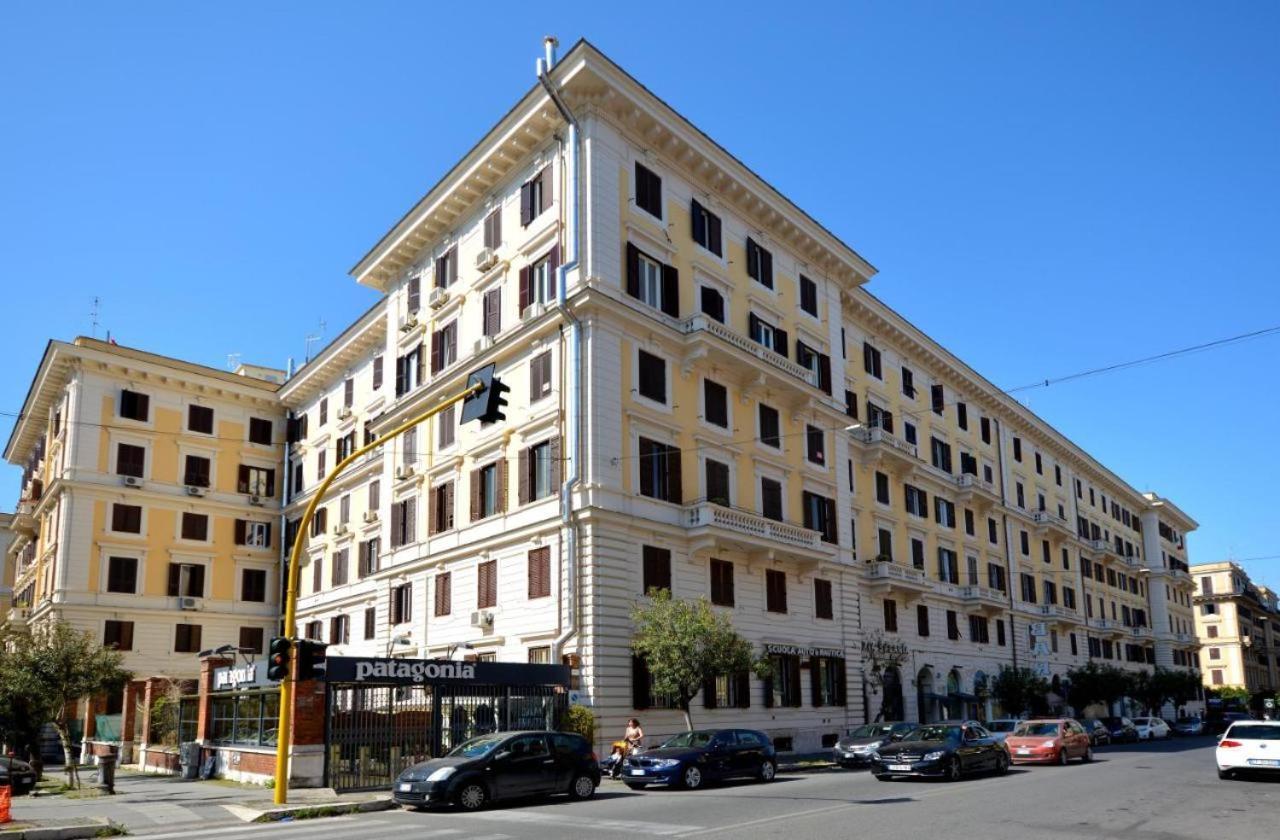 Borghese Deluxe - 4 Bedrooms - 3 Bathrooms * Rome