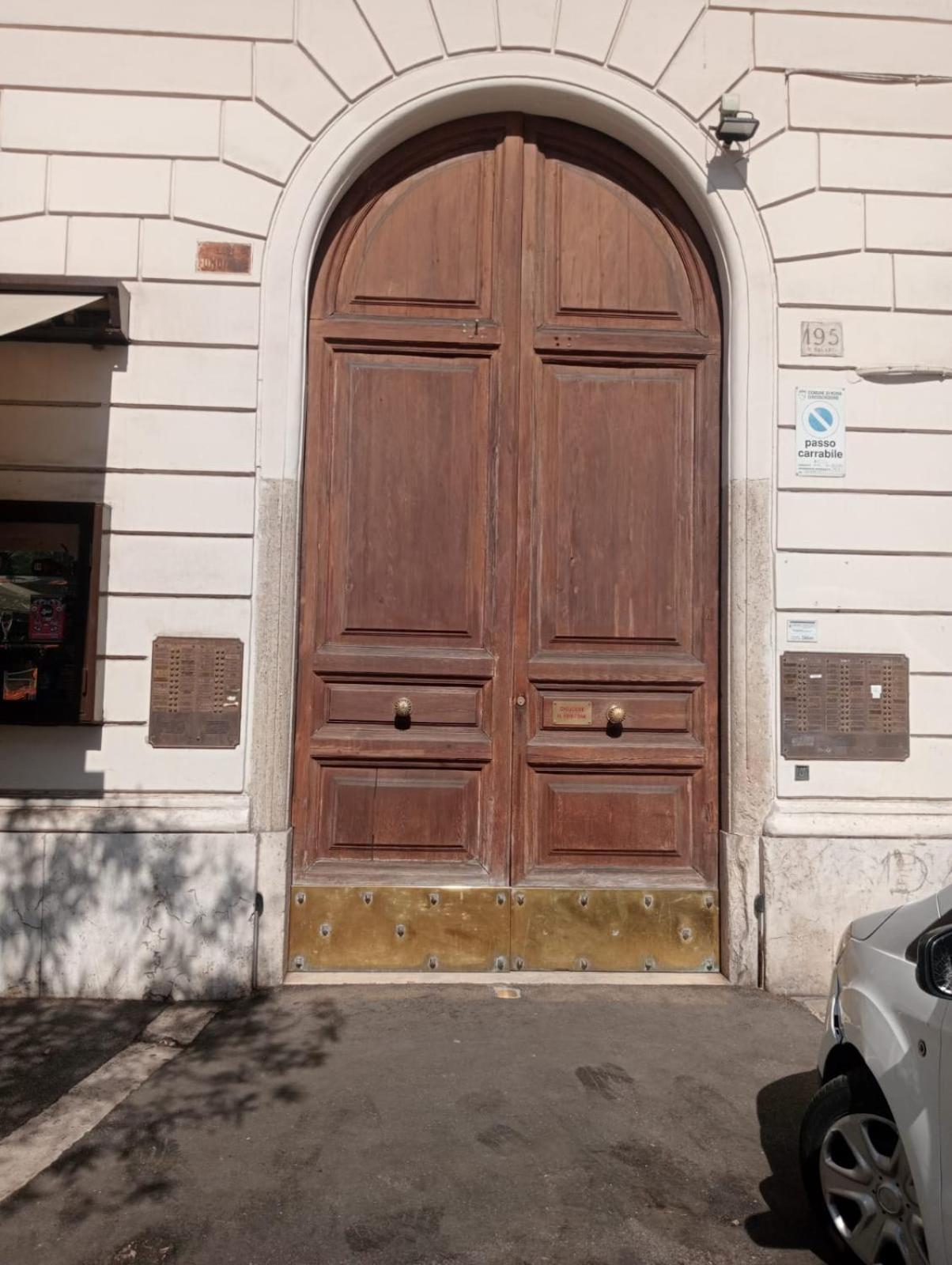 Borghese Deluxe - 4 Bedrooms - 3 Bathrooms Rome