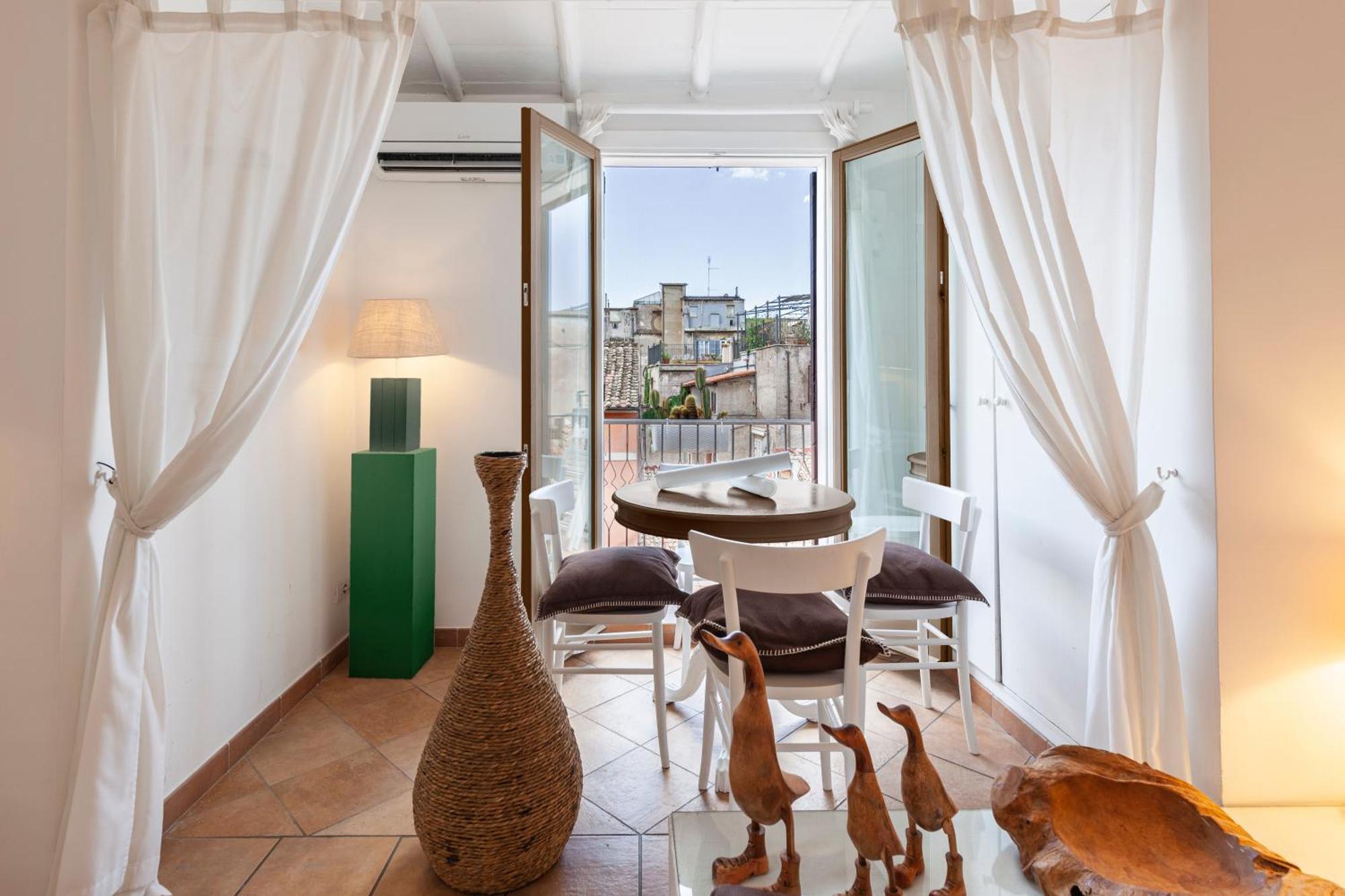 Appartamento Campo Dei Fiori Sun With Balcony *