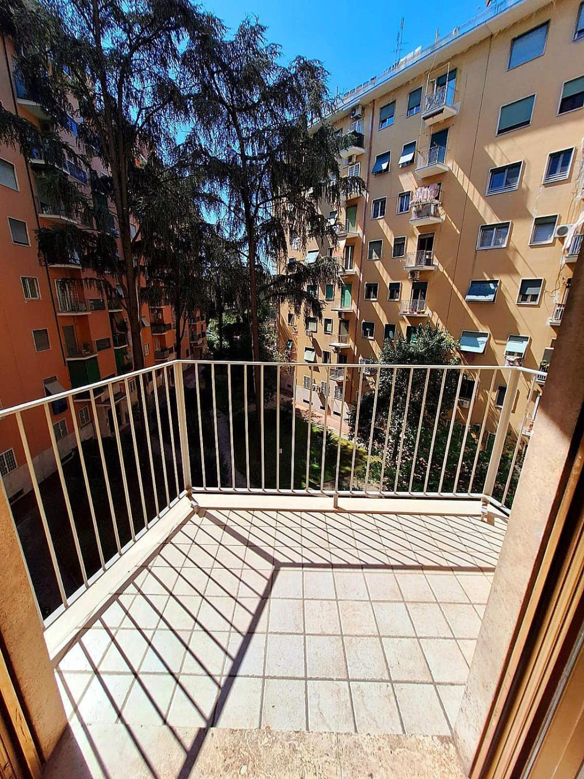 Apartment Casa Macondo Vicino Metro A Rome