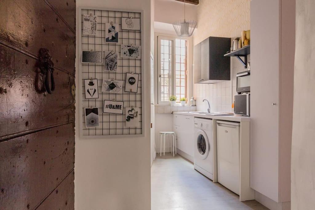 Librari 1 - Campo De' Fiori - Amazing Location Apartment! *