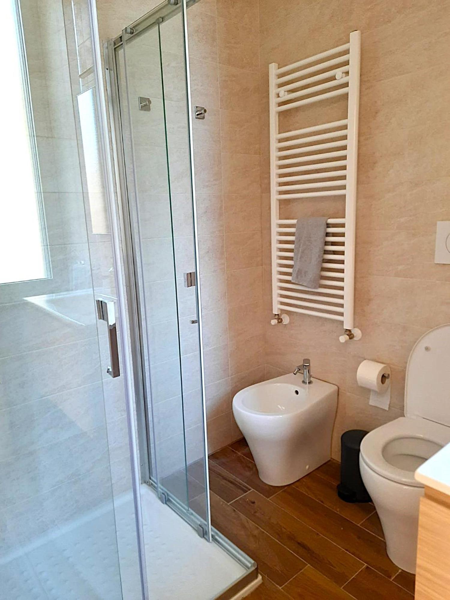 Borghese Deluxe - 4 Bedrooms - 3 Bathrooms * Rome