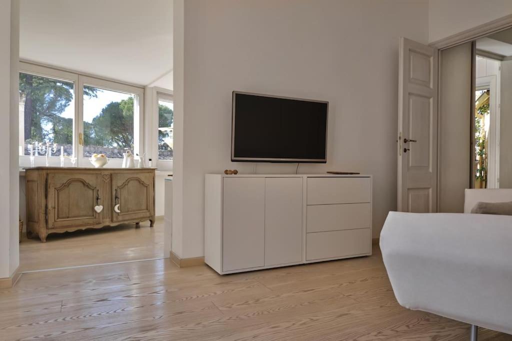 Panoramic Quirinal Penthouse *