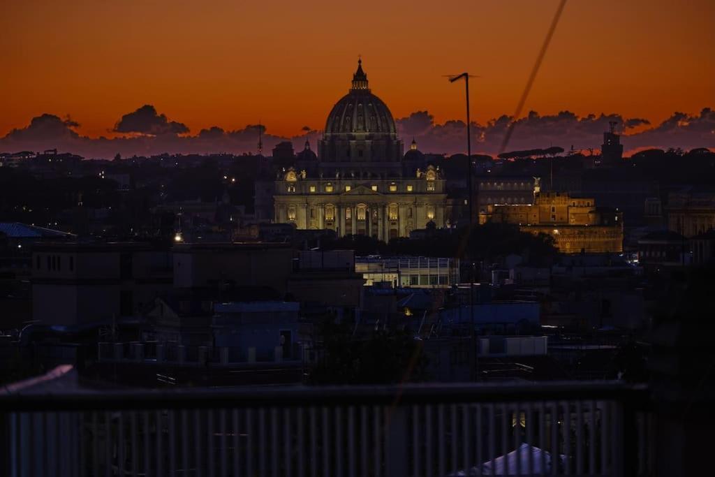 Panoramic Quirinal Penthouse Apartment