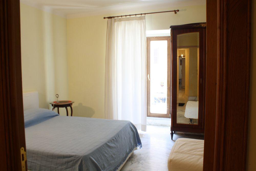 Martina A Piazza Del Popolo Guest house 2*