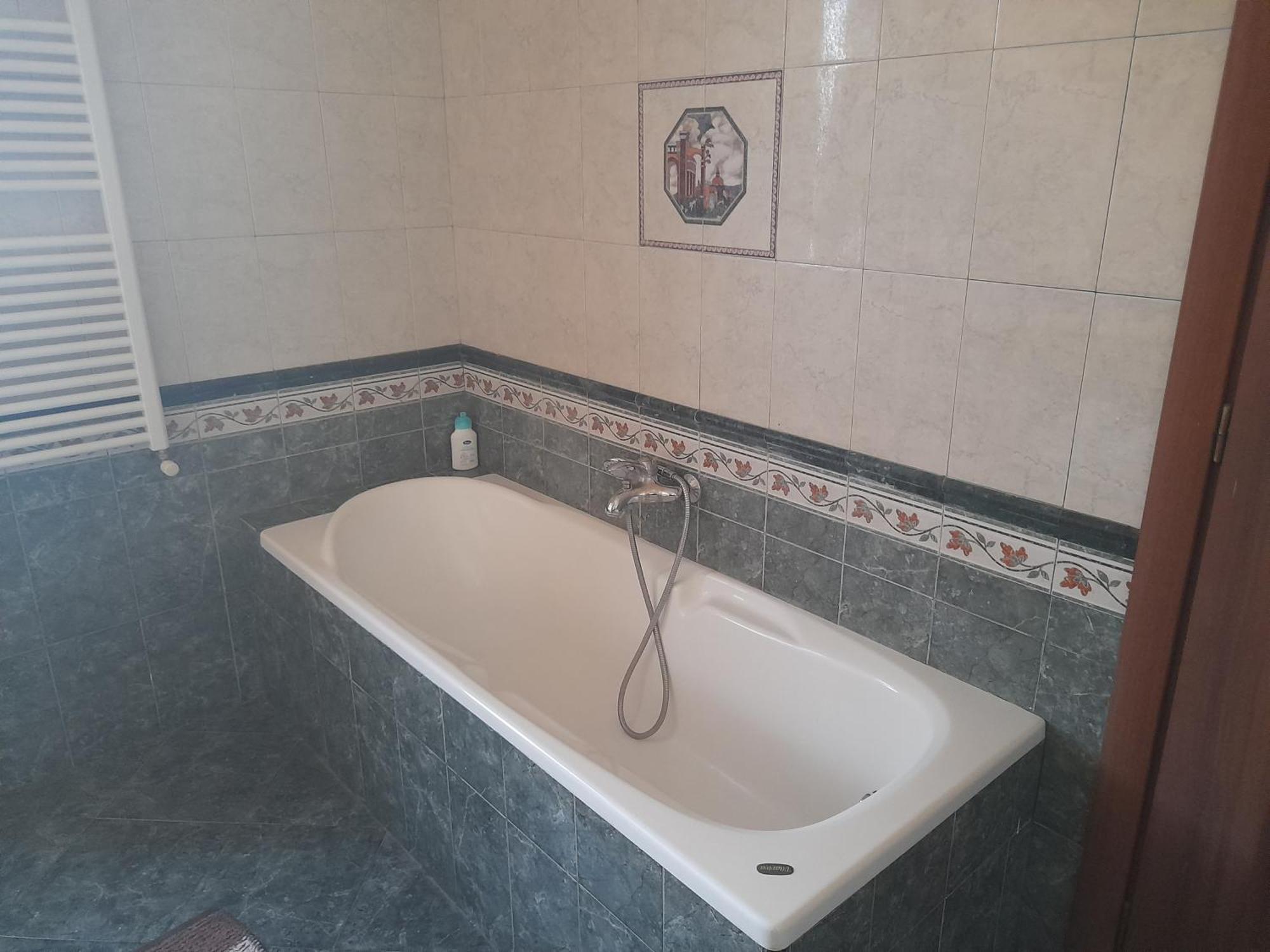 1 House Affittacamere