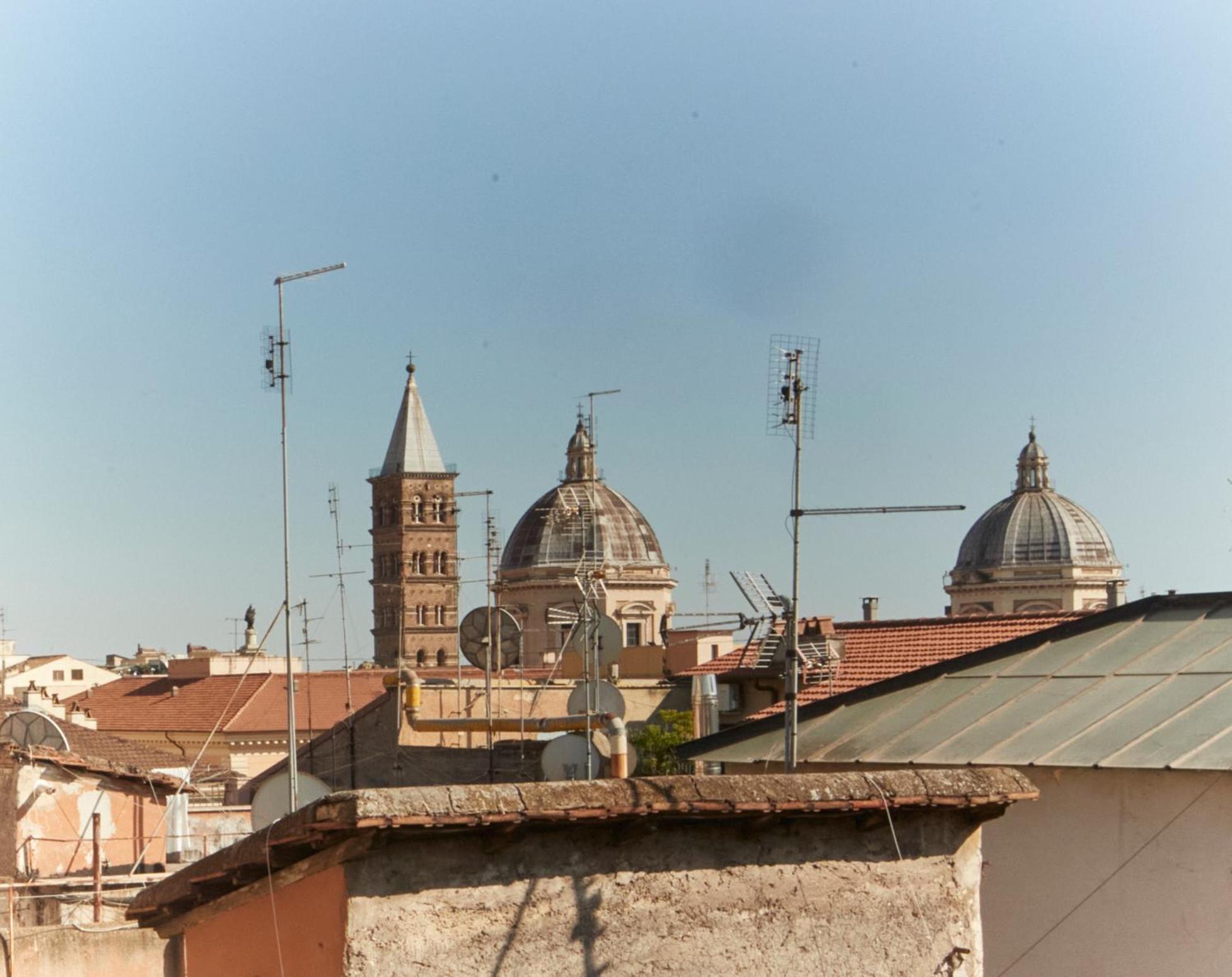 Apartment Stazione Termini 300 Mq Con Vista E Idromassaggio Rome