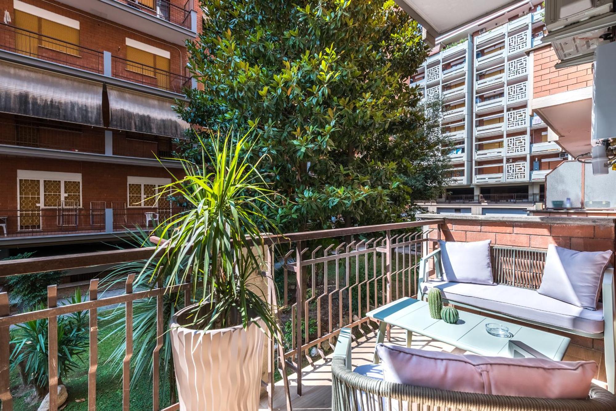 Super Comfort Pisino Street