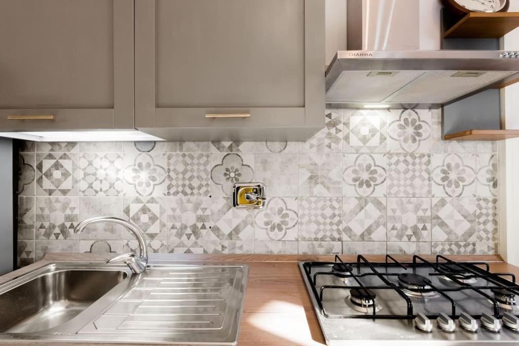 Big Flat In The Heart Of Trastevere 4 Bedrooms 3 Bath Rome