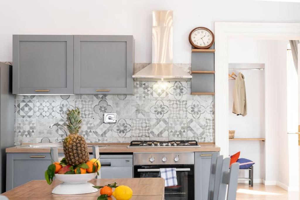 Apartment Big Flat In The Heart Of Trastevere 4 Bedrooms 3 Bath