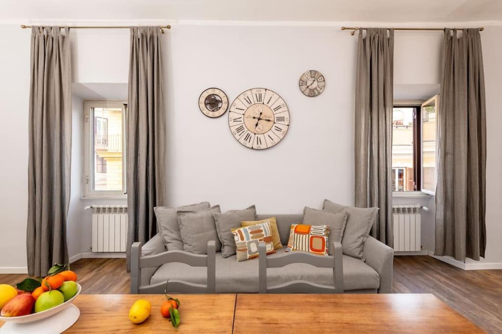 Big Flat In The Heart Of Trastevere 4 Bedrooms 3 Bath Apartment *