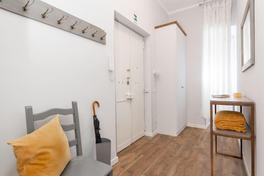 Big Flat In The Heart Of Trastevere 4 Bedrooms 3 Bath * Rome