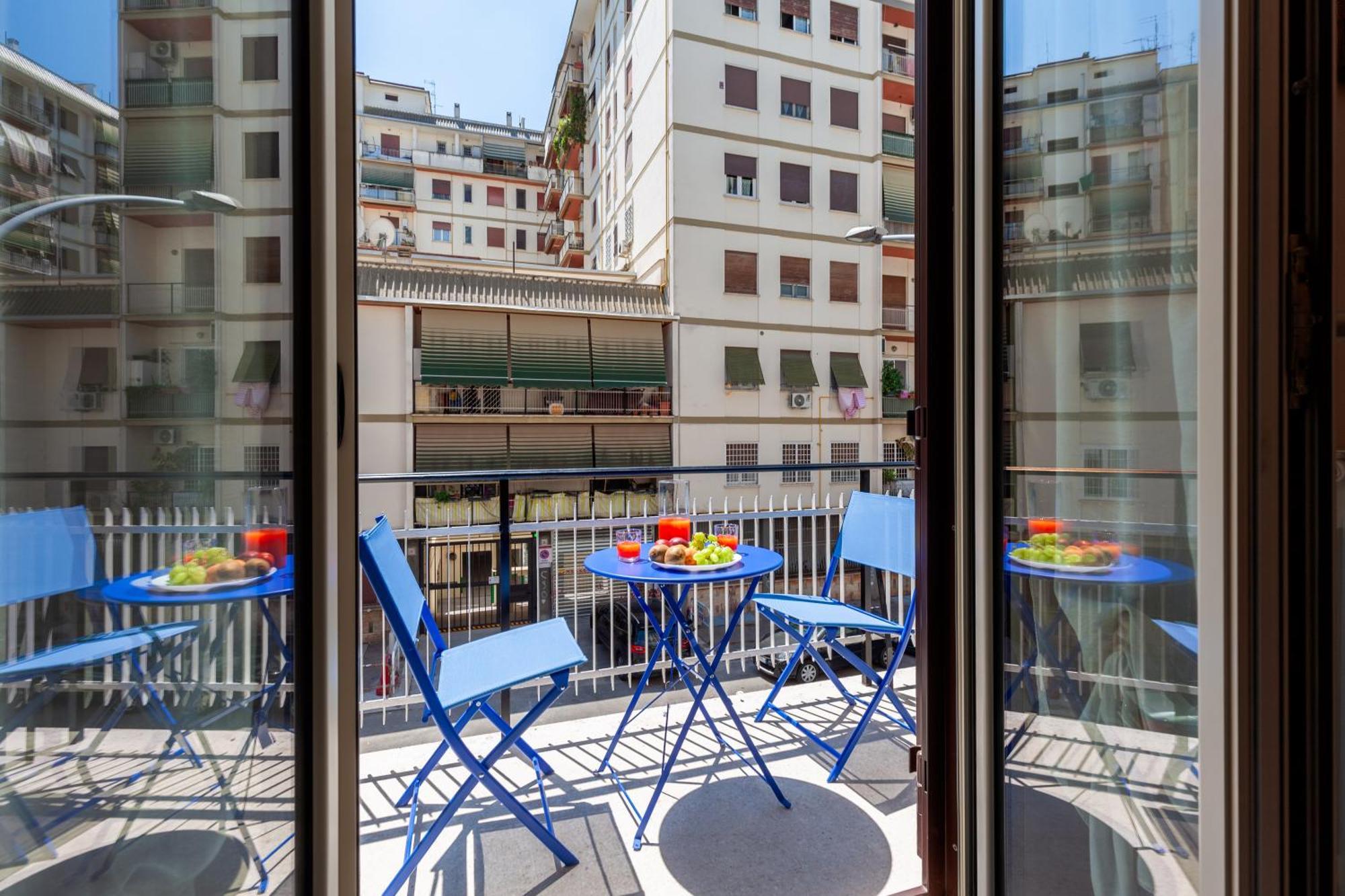 Apartment Hostly- Don Bosco Light Rome