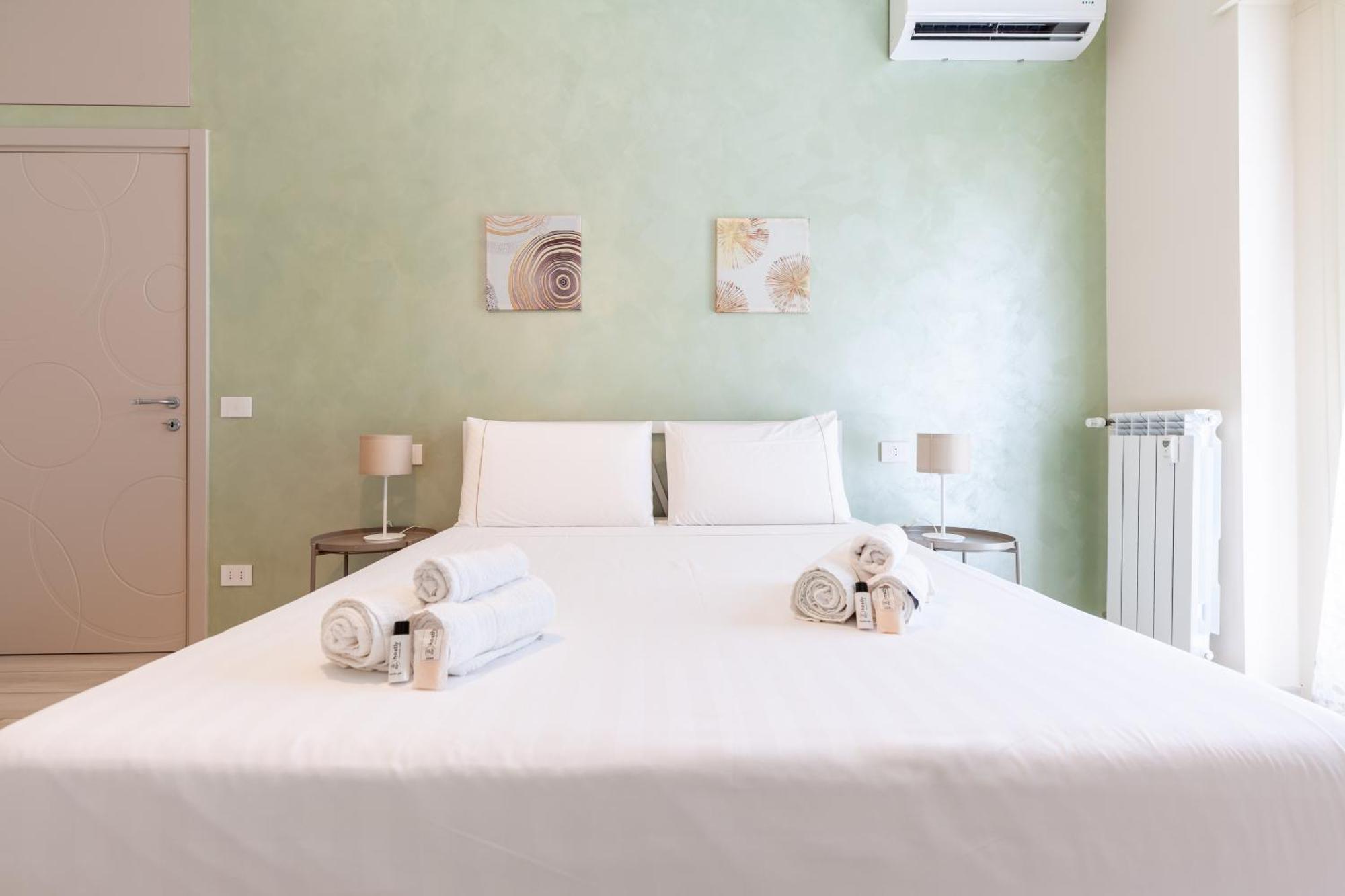 Hostly- Don Bosco Light Apartment *