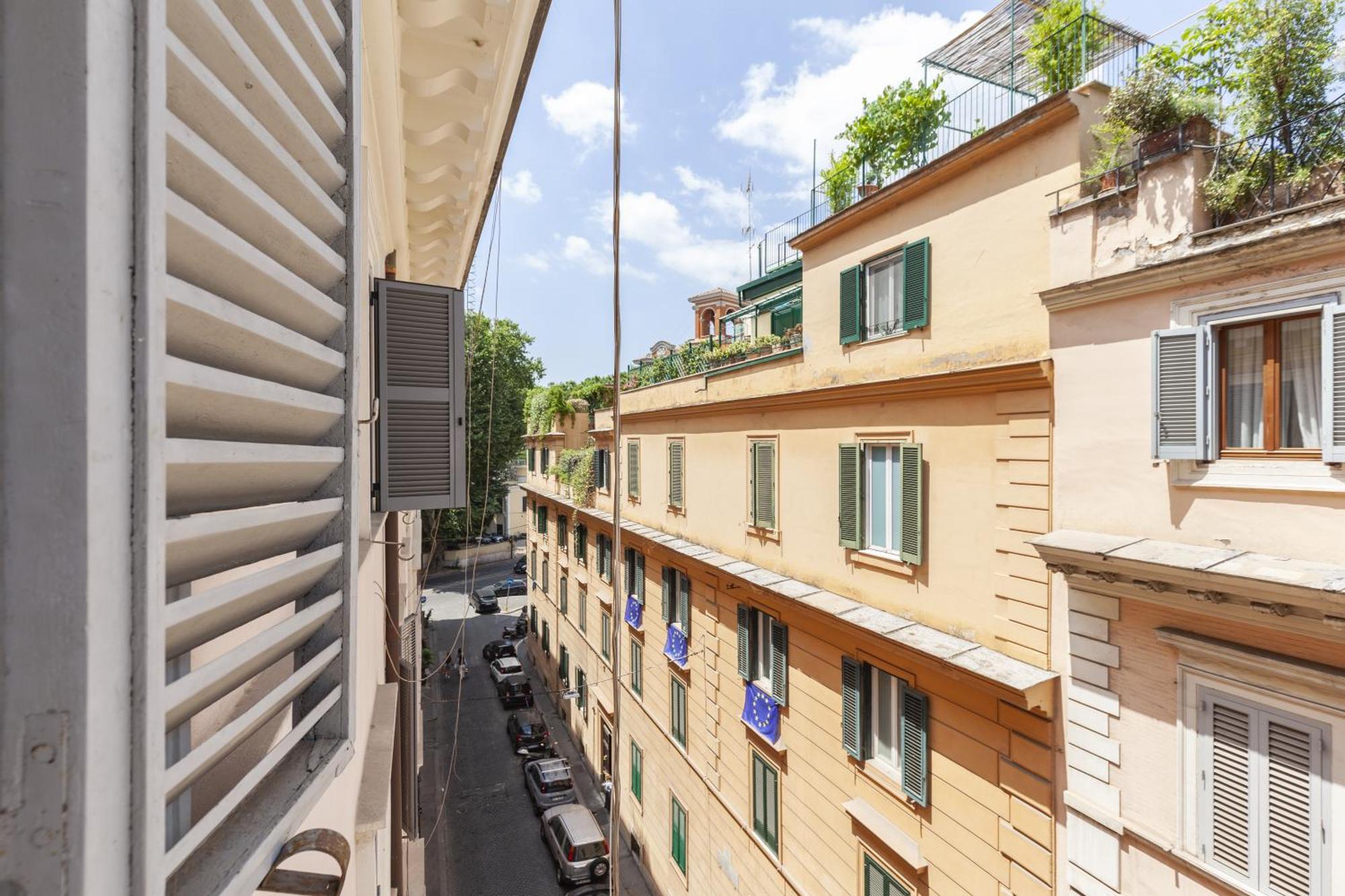 Spanish Steps Historic Apartment *