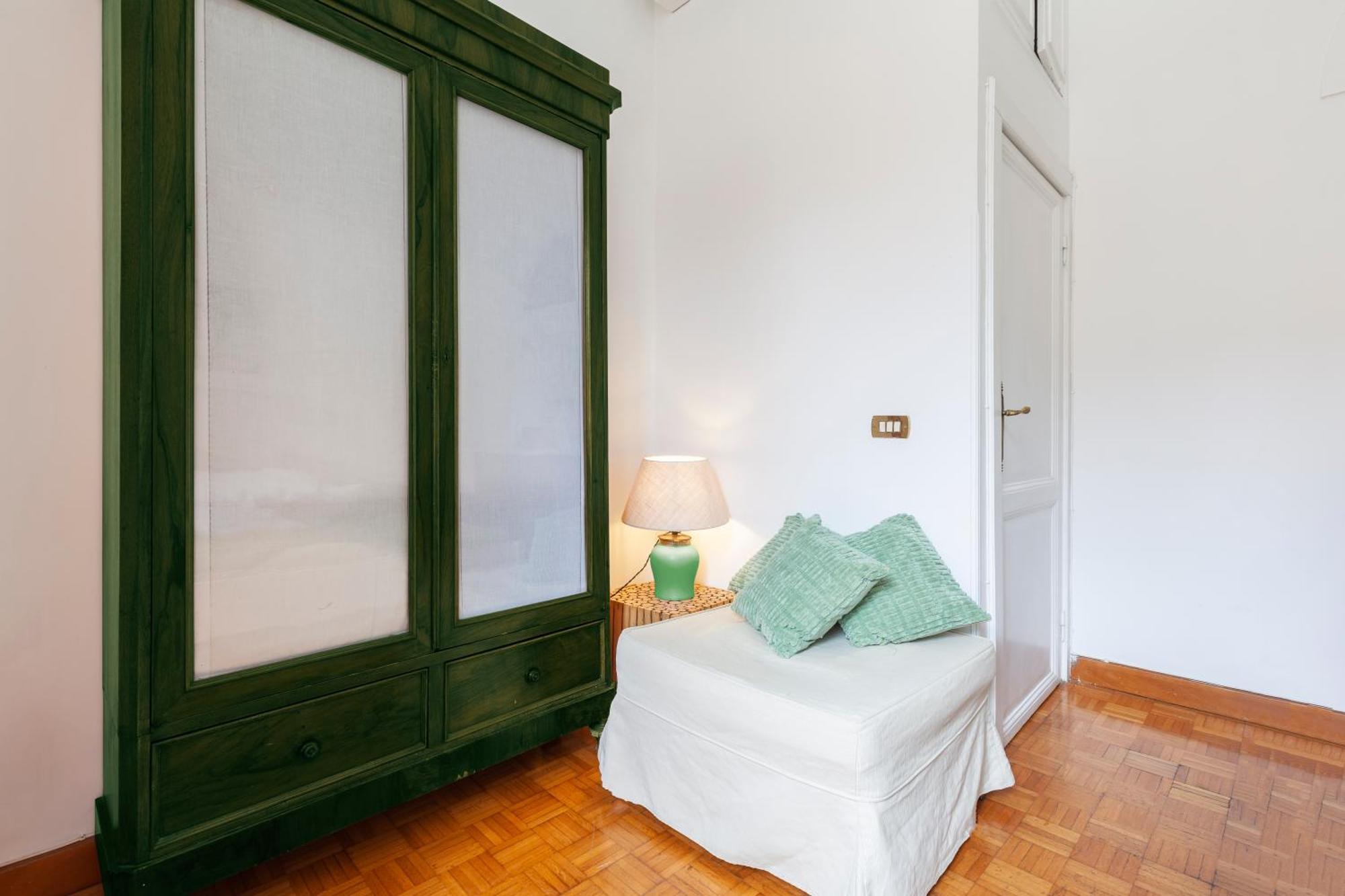 Spanish Steps Historic Apartment *
