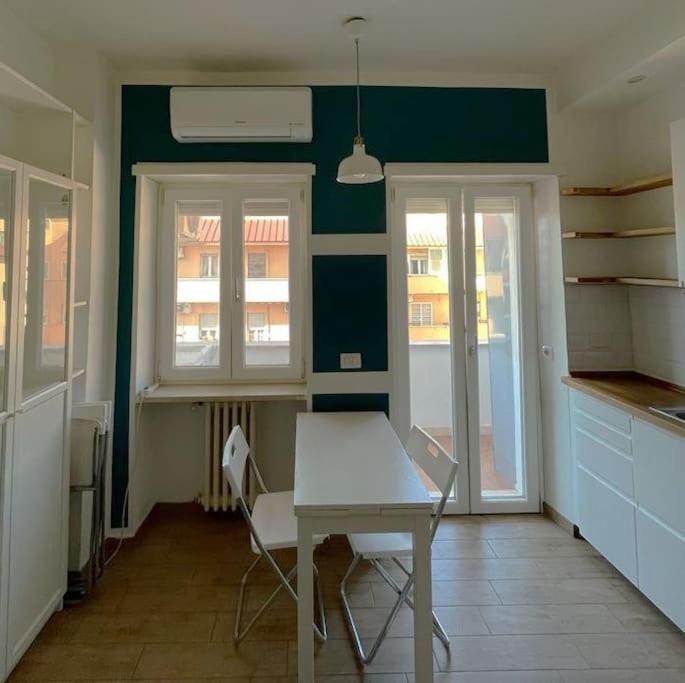 Apartment Cozy House Near Trastevere Station