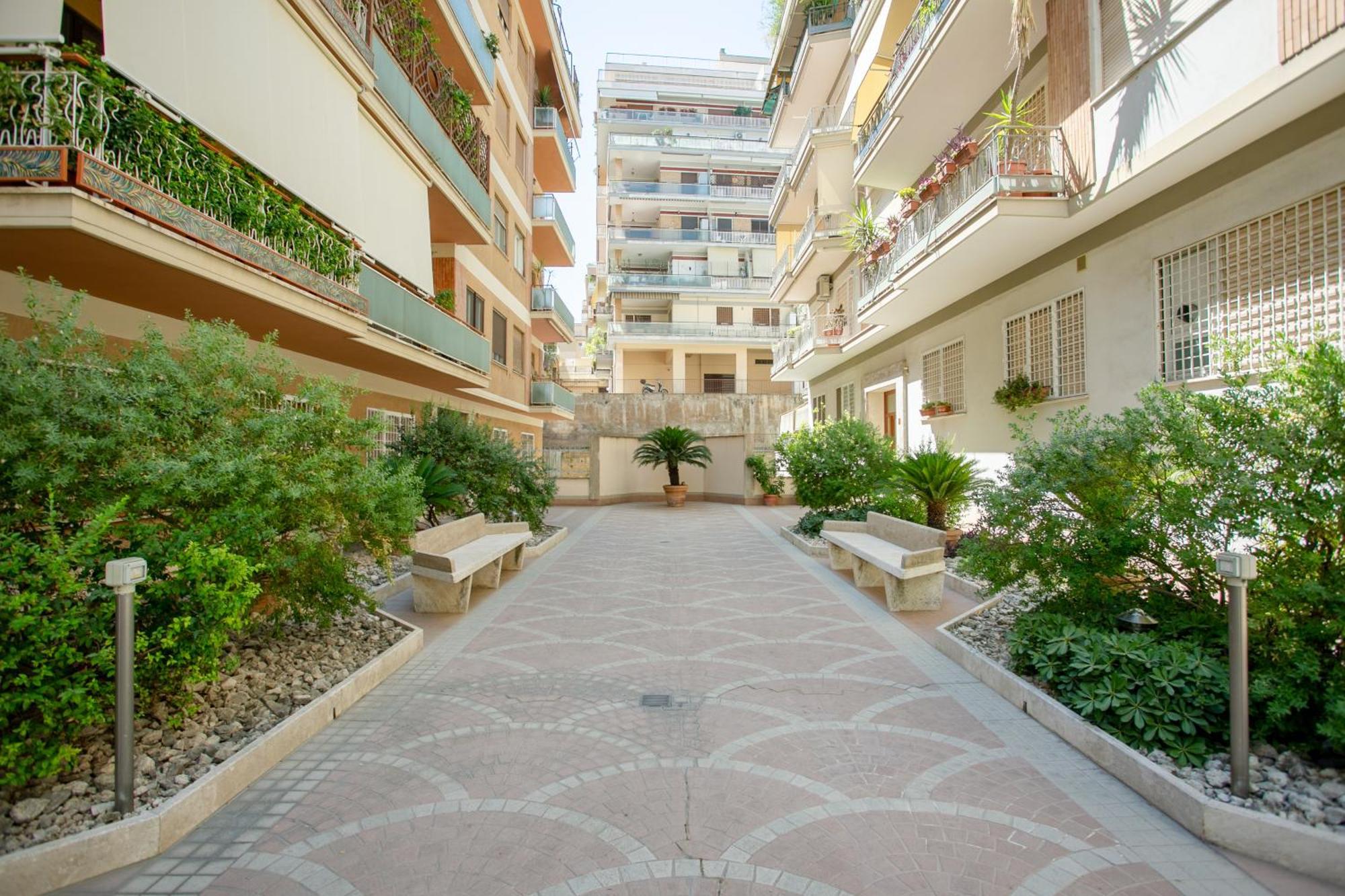Perfetto Per Famiglie Accogliente E Spazioso A 15 Min Dalla Metro Apartment