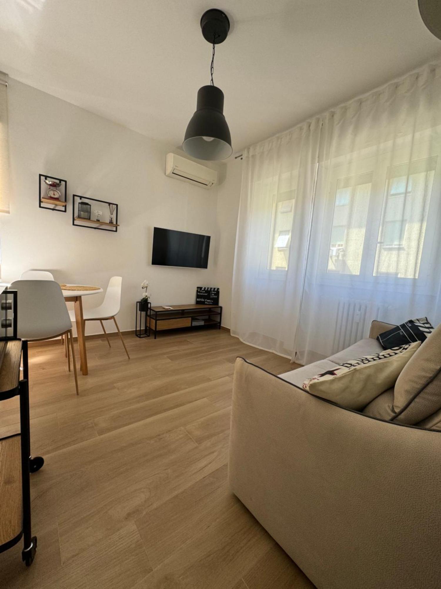 Cinecitta Apartment *