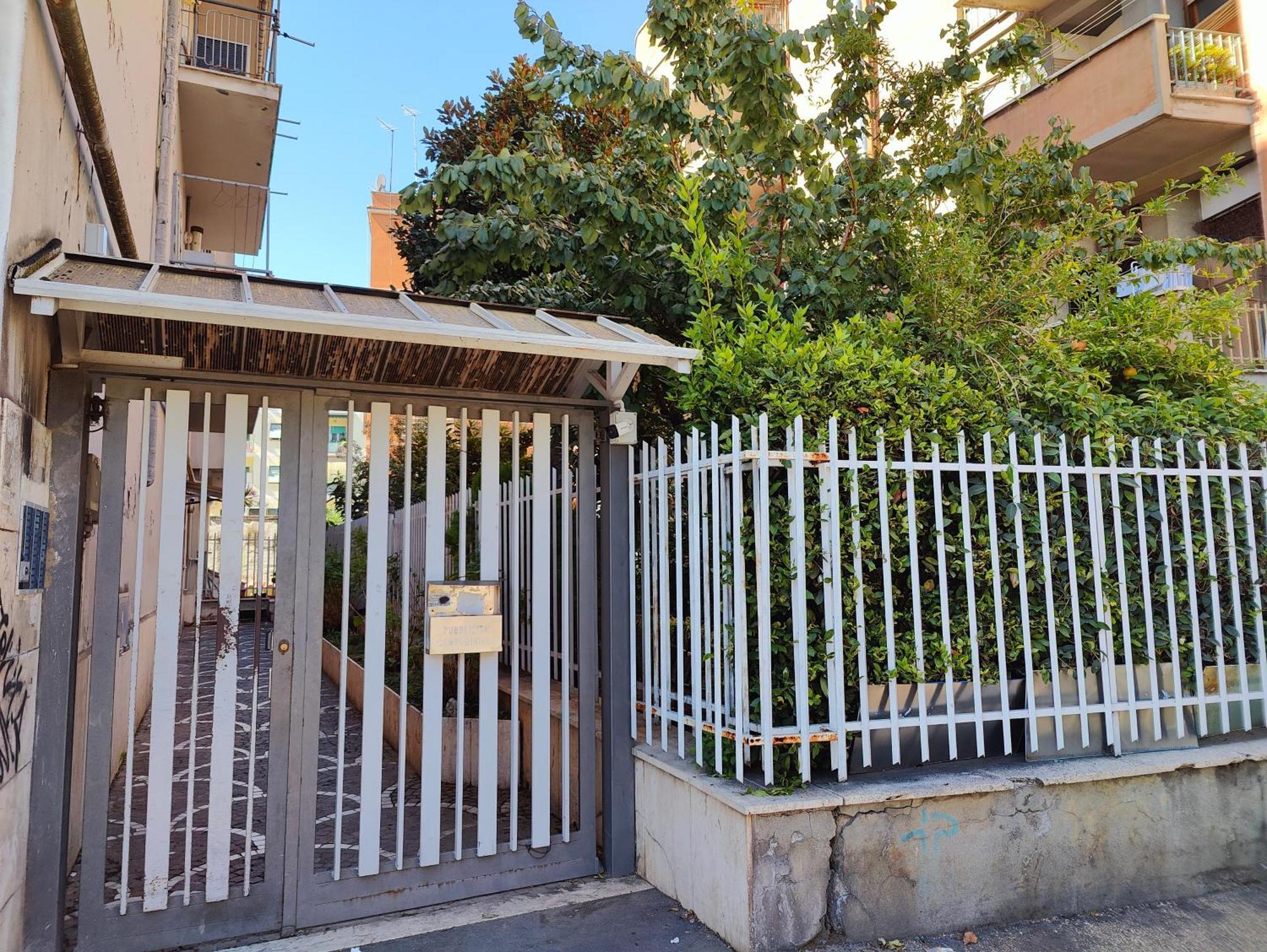 Qato House * Rome