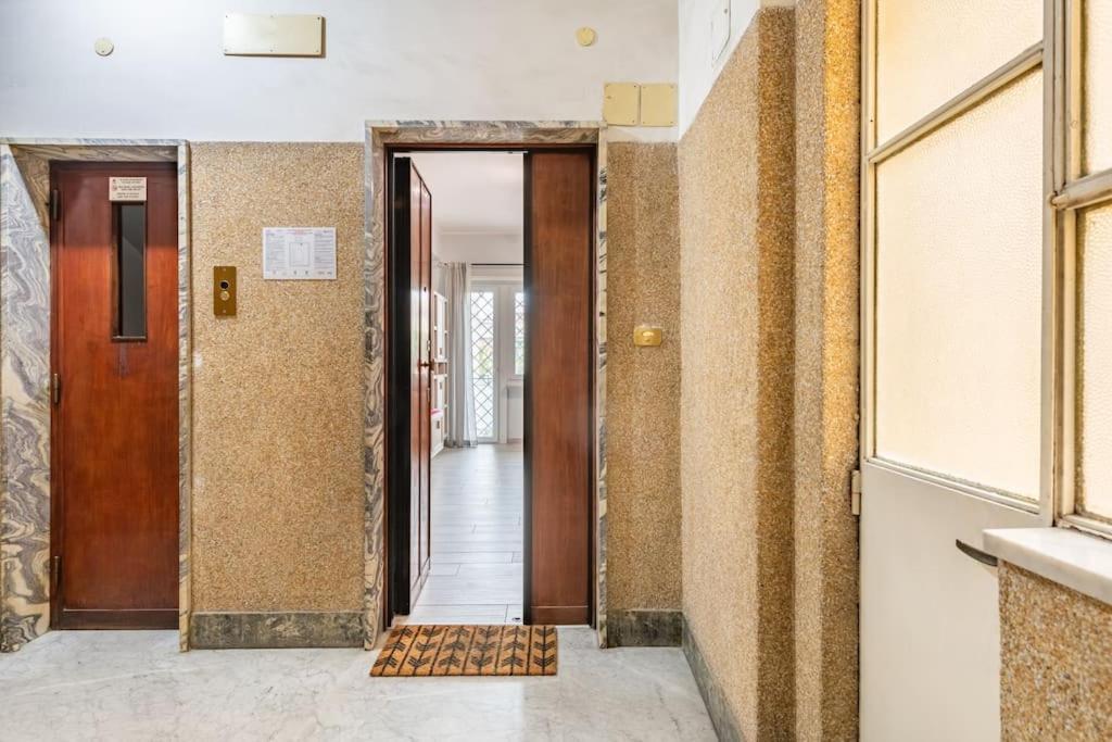 New And Beautiful House In The Heart Of Apartment *