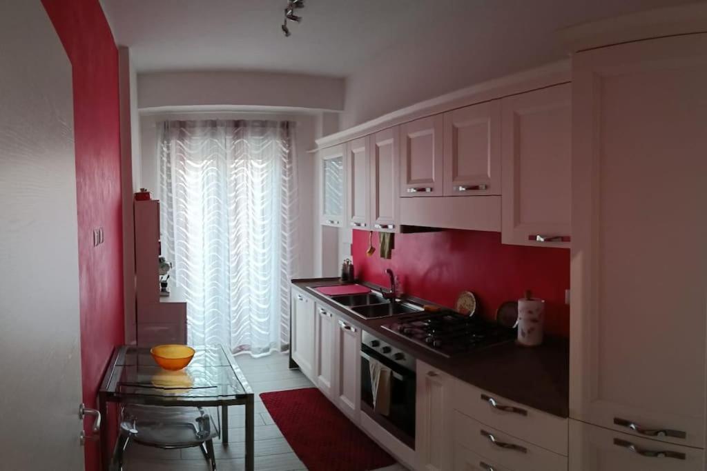 New And Beautiful House In The Heart Of Apartment *