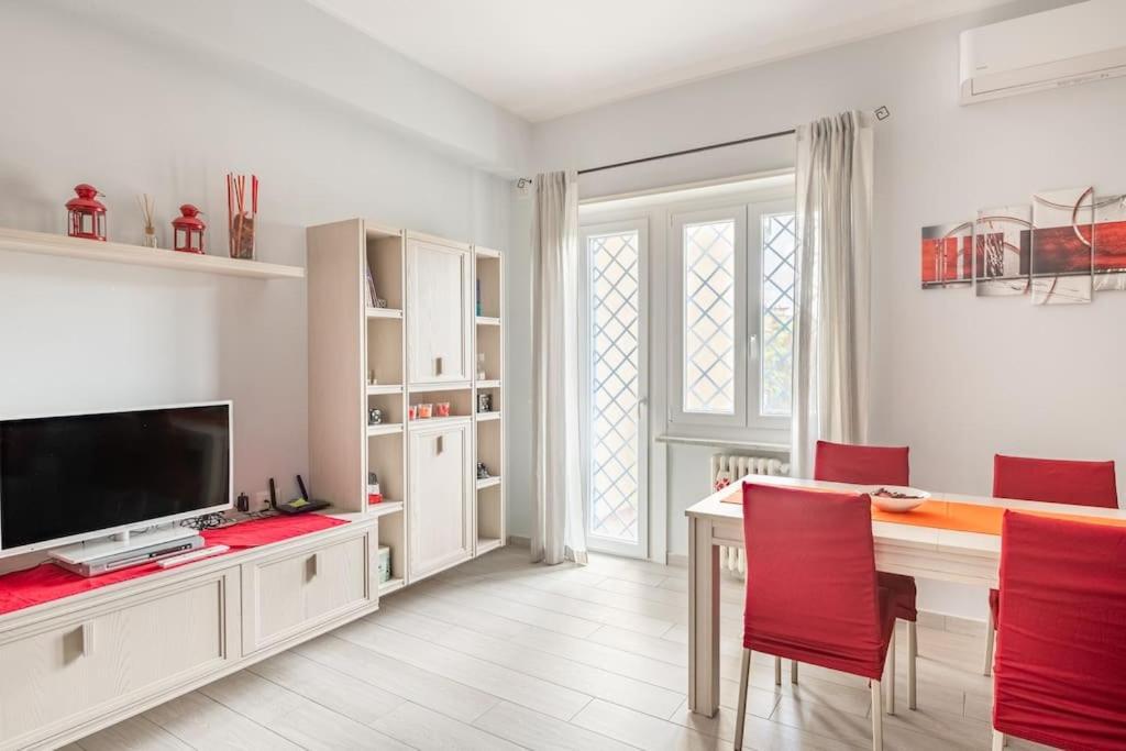 New And Beautiful House In The Heart Of Apartment