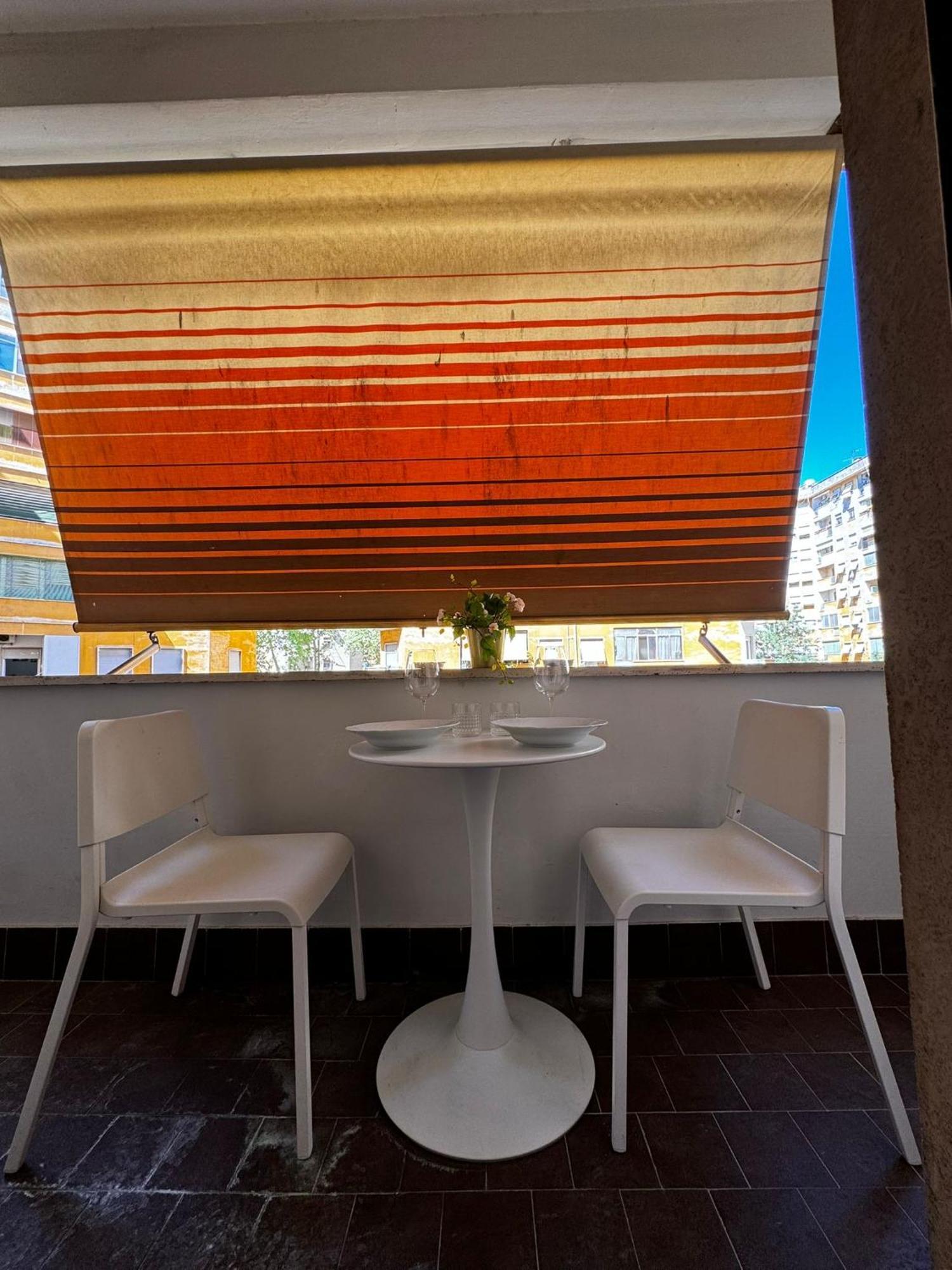 Demetra - 30m From Metro A Lucio Sestio Guest house *