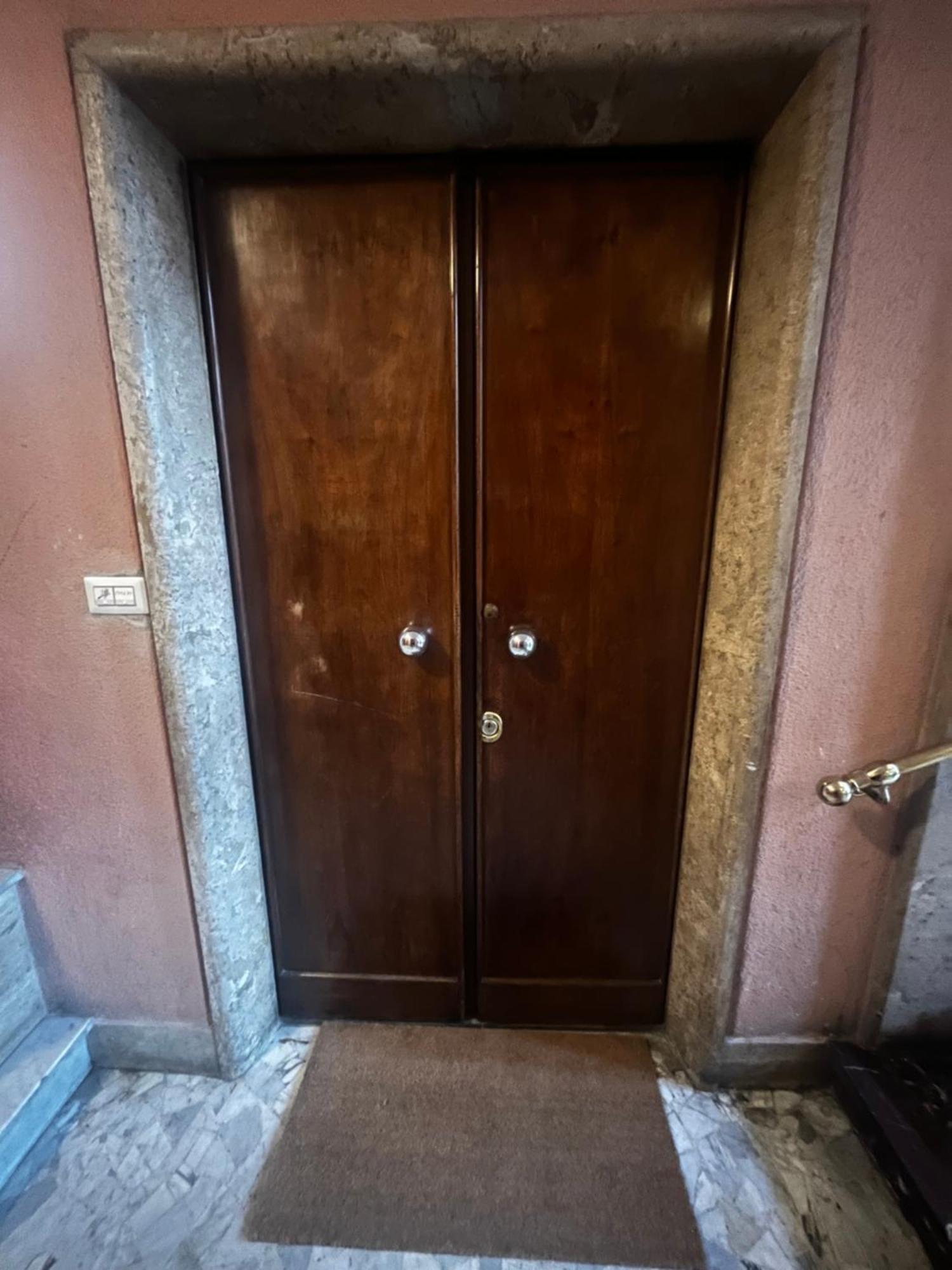 Escape To The Eternal Vatican Apartment