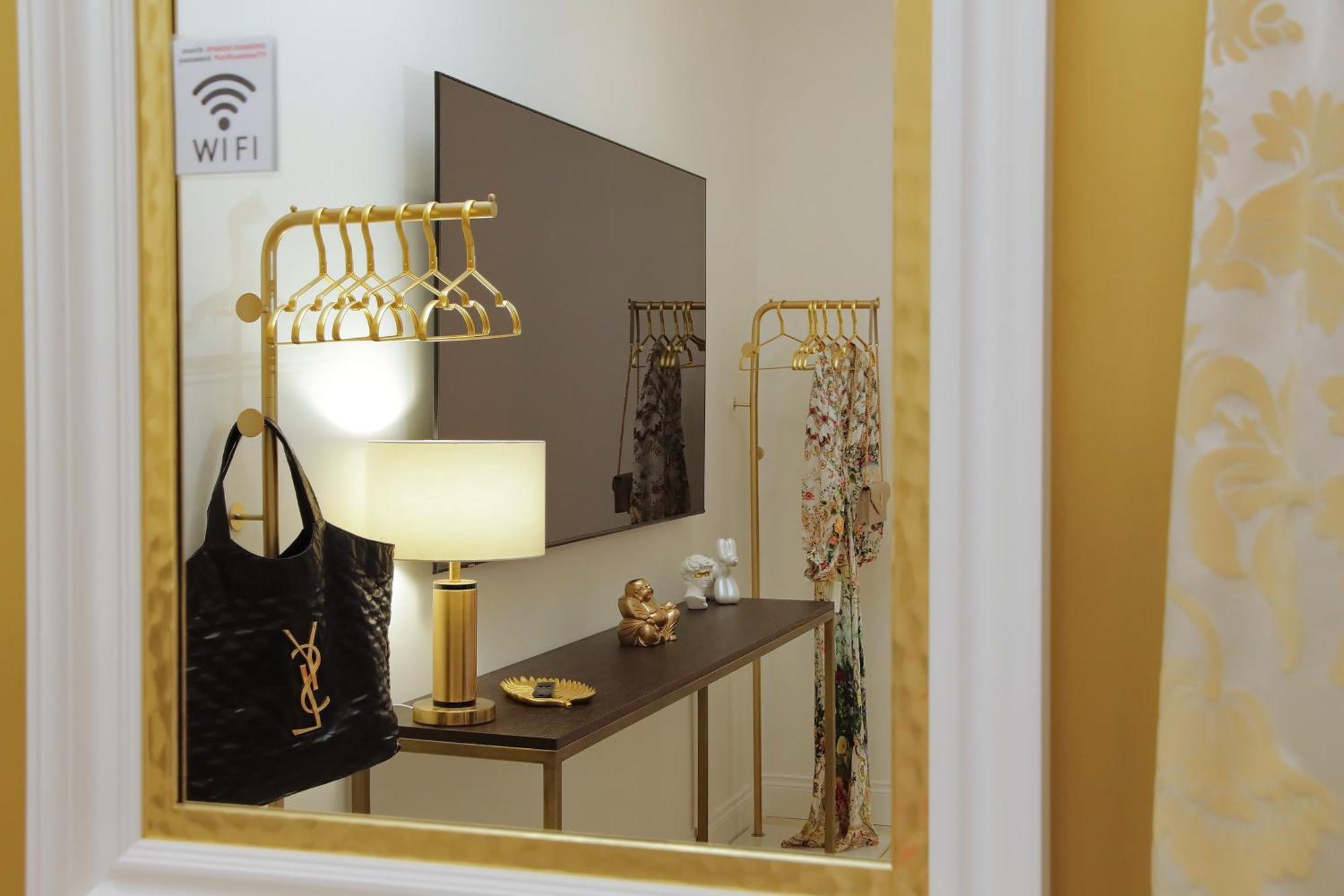 Spanish Diamond Luxury Style *