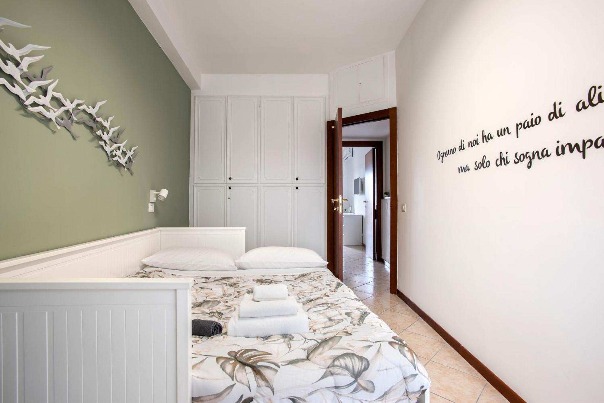 Holiday home Stylish & Cozy - 5 Star Location- Balcony - View Rome