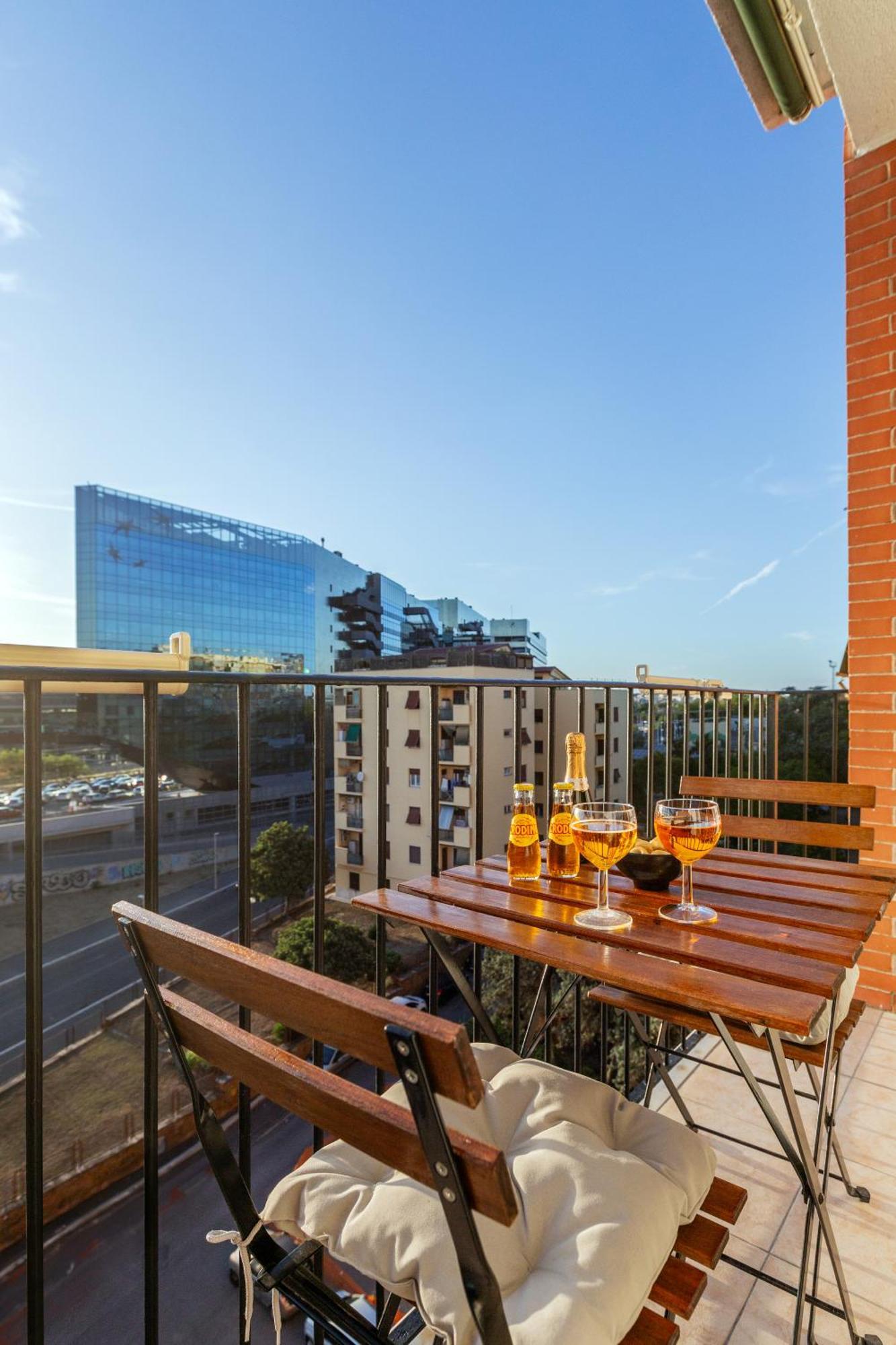 Casa vacanze Stylish & Cozy - 5 Star Location- Balcony - View *