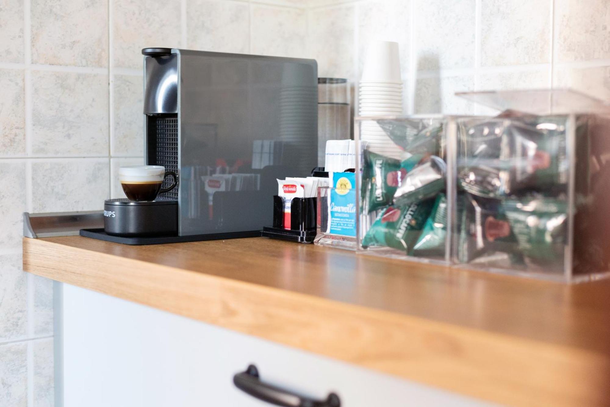 Stylish & Cozy - 5 Star Location- Balcony - View Holiday home Rome