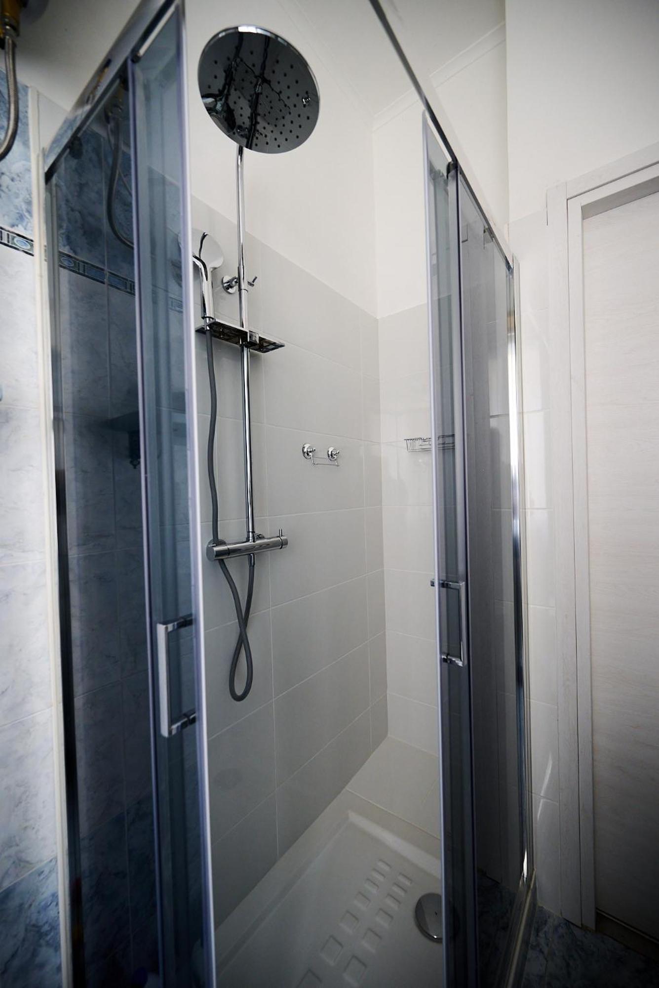 Apartment Brandnew Luxury House Near Metro Station Rome