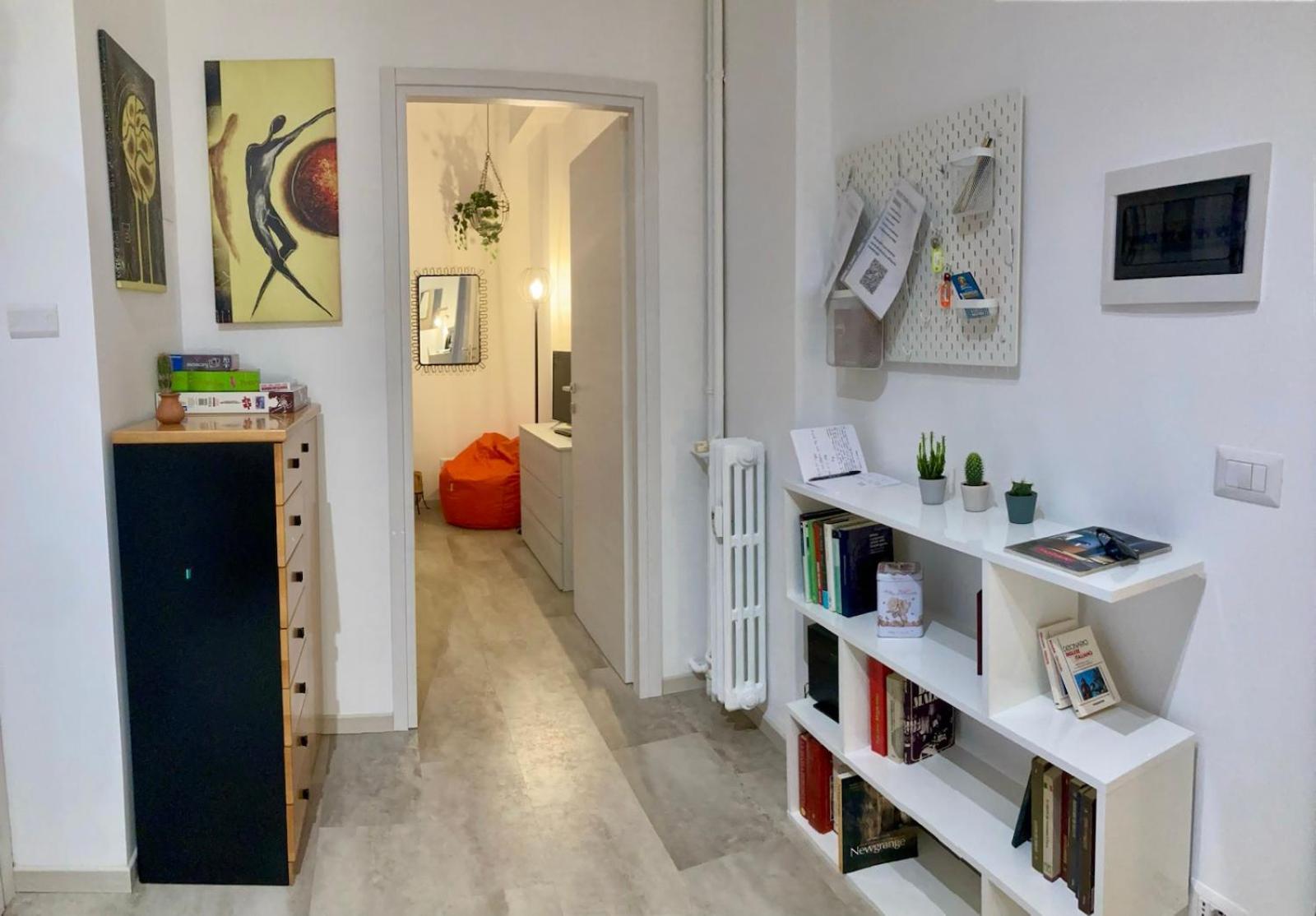 Brandnew Luxury House Near Metro Station