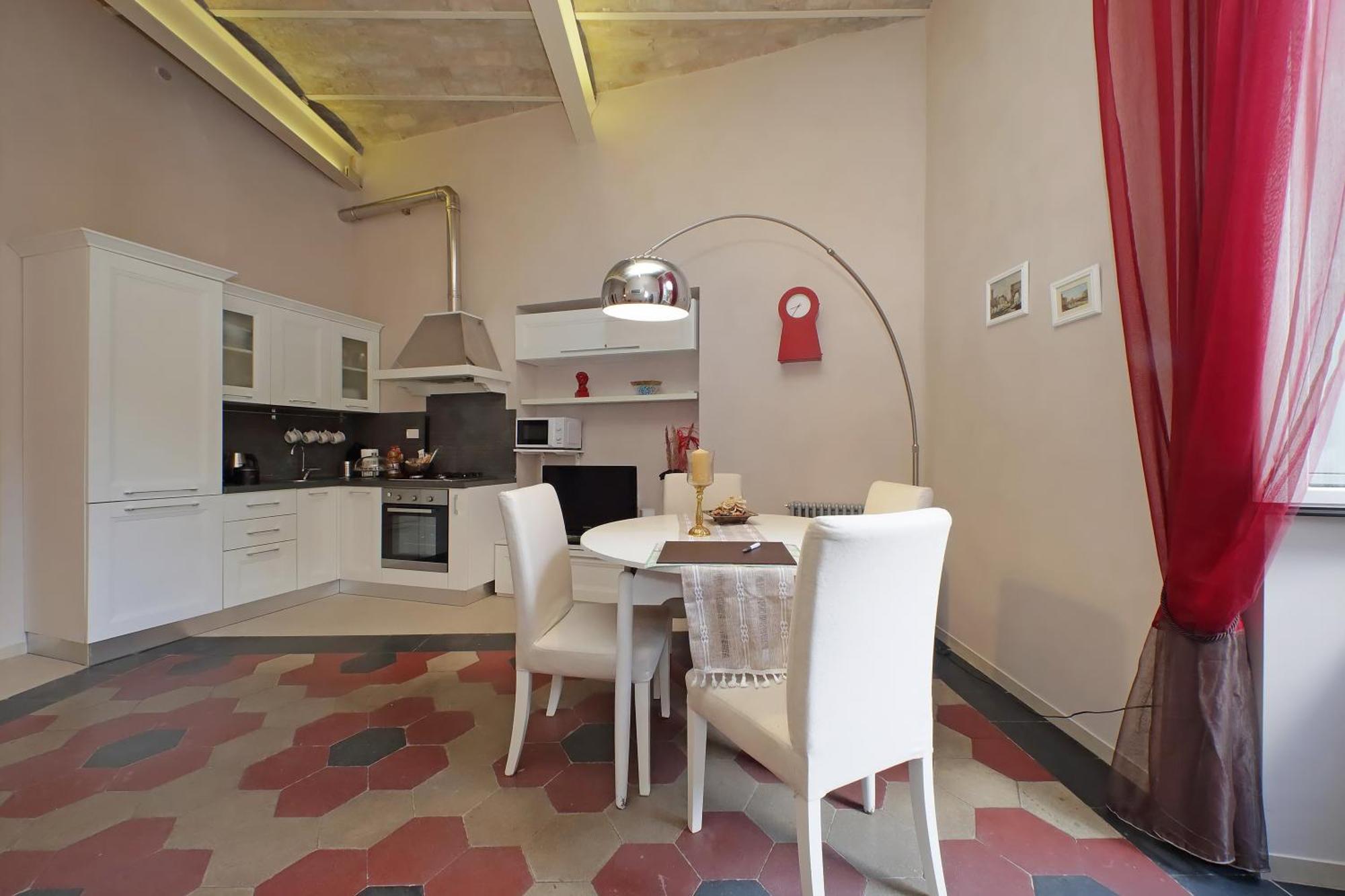 Apartment Dolce Casa Colosseo 1 - 2 *