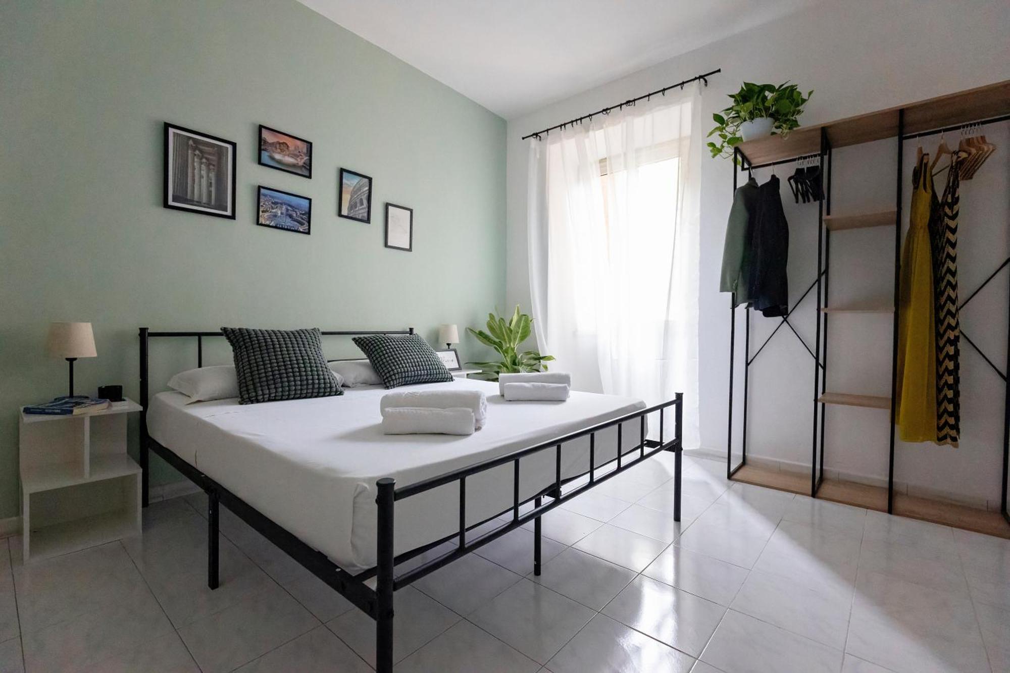 4 Stops To Colosseo - San Paolo House Roma