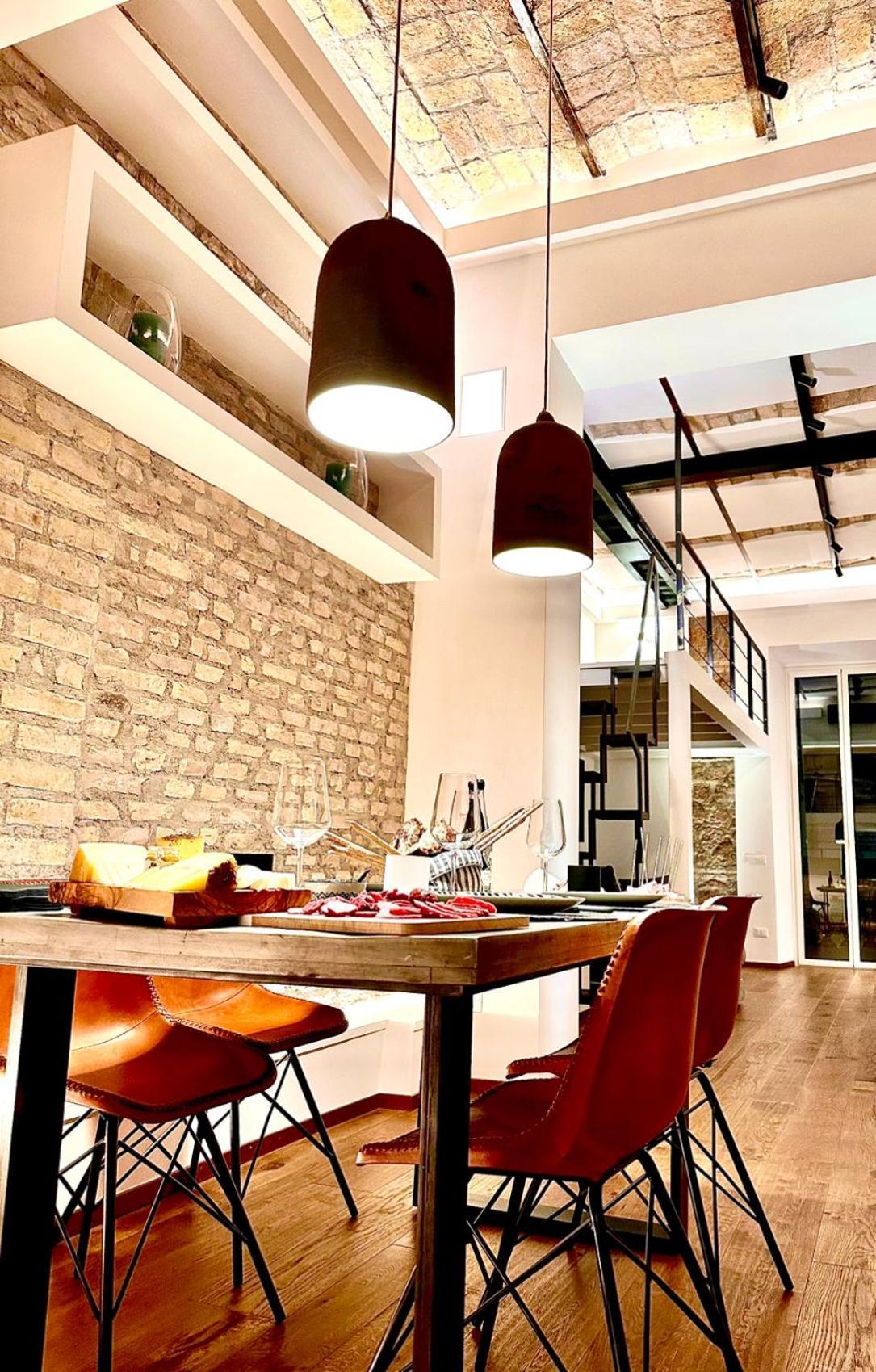 Apartment Buonarroti Art Home. Luxury And History At *