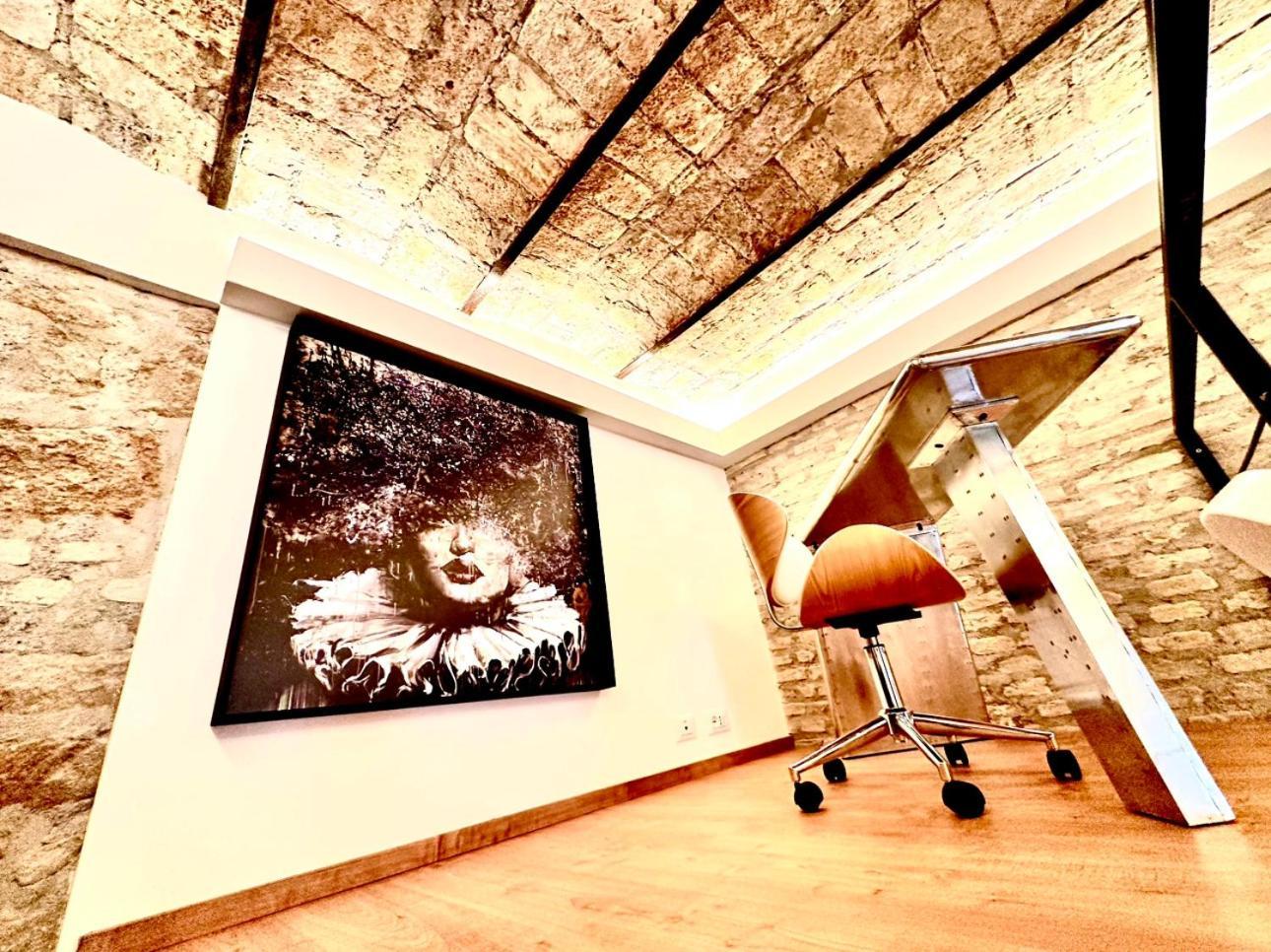 Apartment Buonarroti Art Home. Luxury And History At Rome