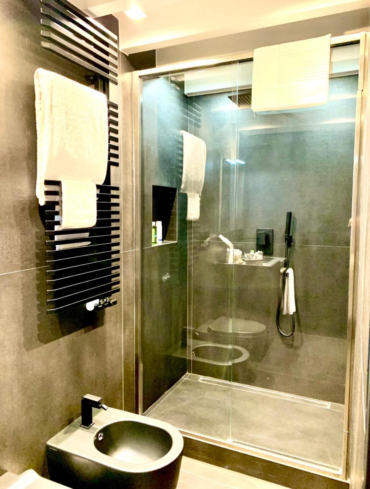 Buonarroti Art Home. Luxury And History At Apartment Rome