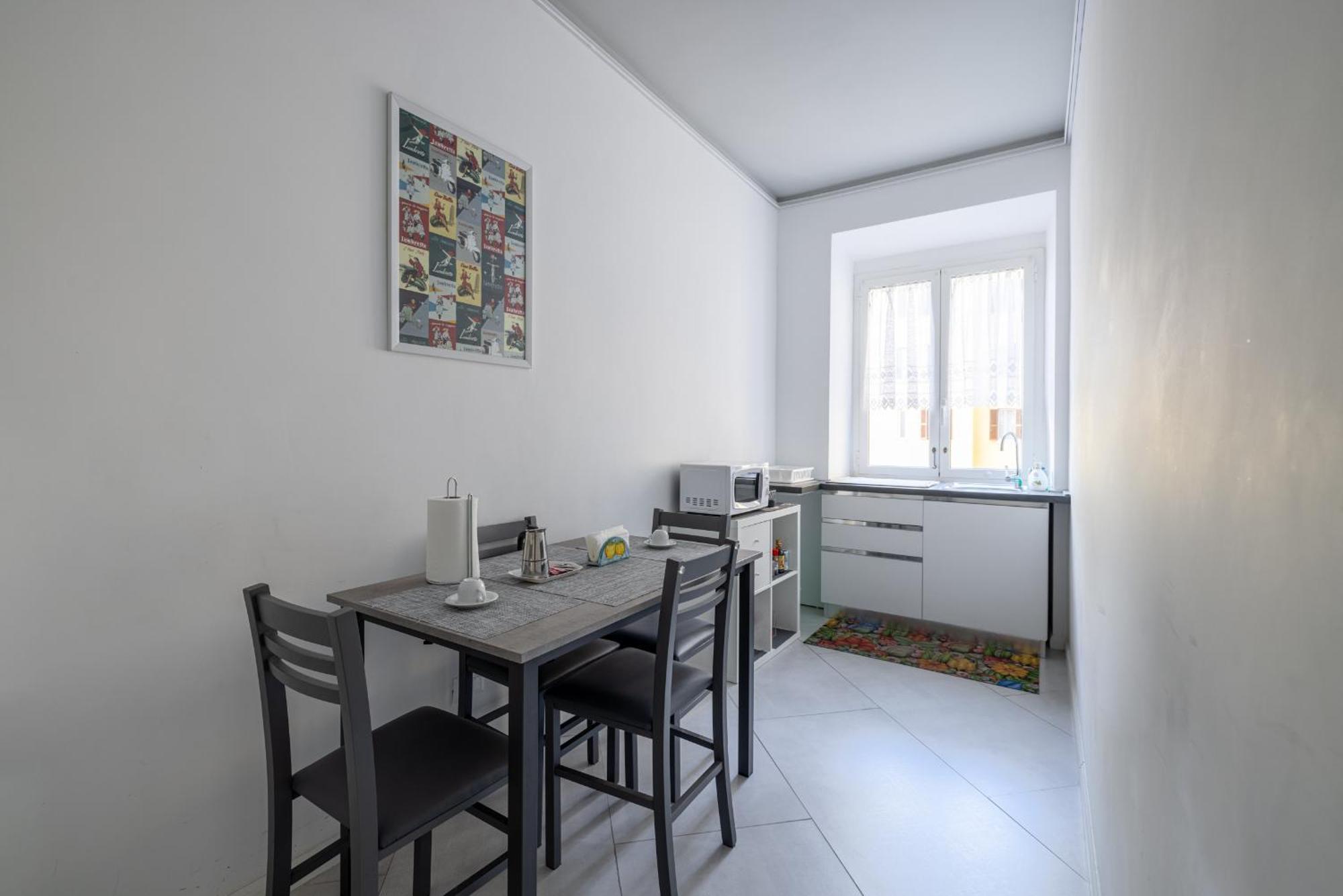 Domus Apartment