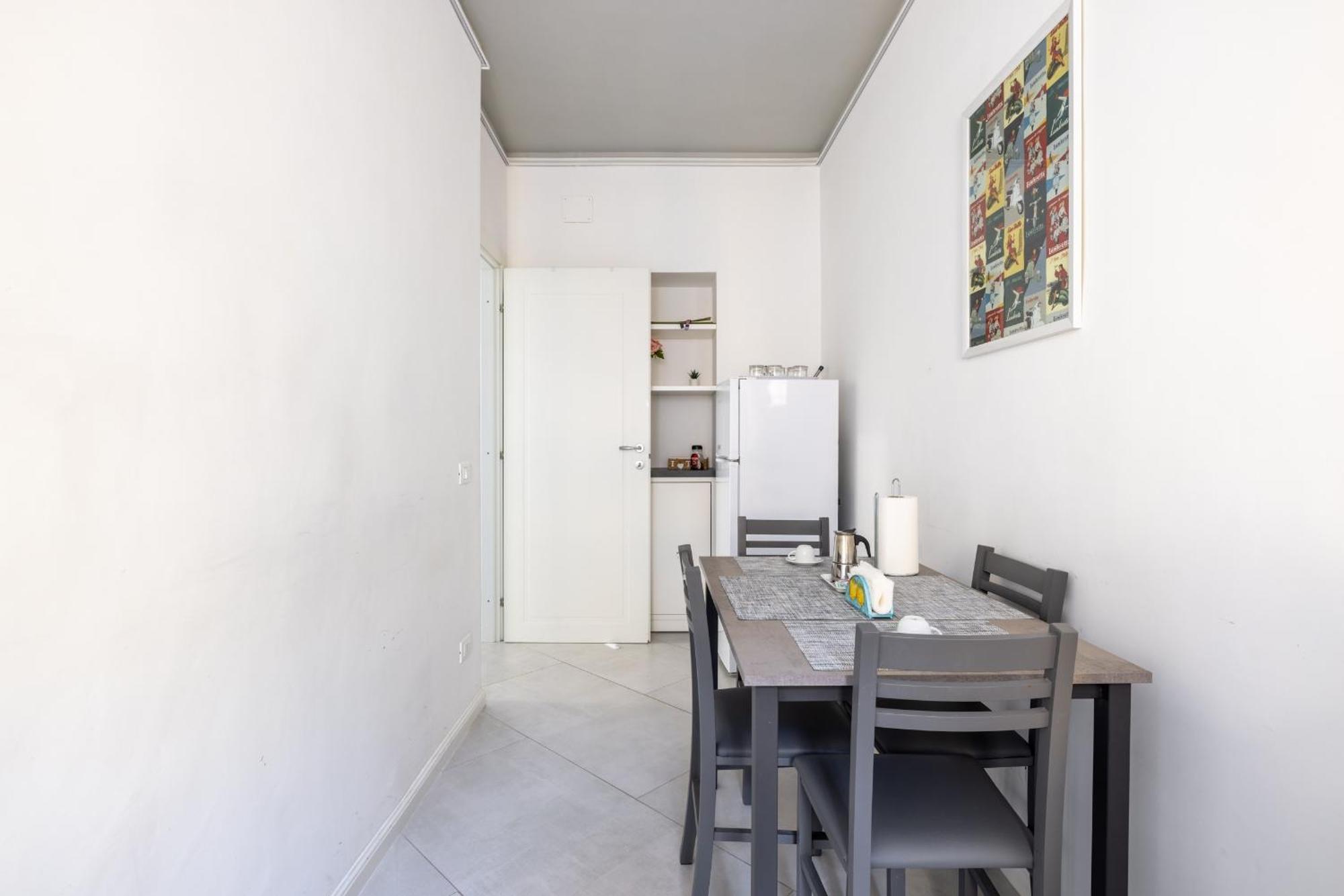 Domus Apartment